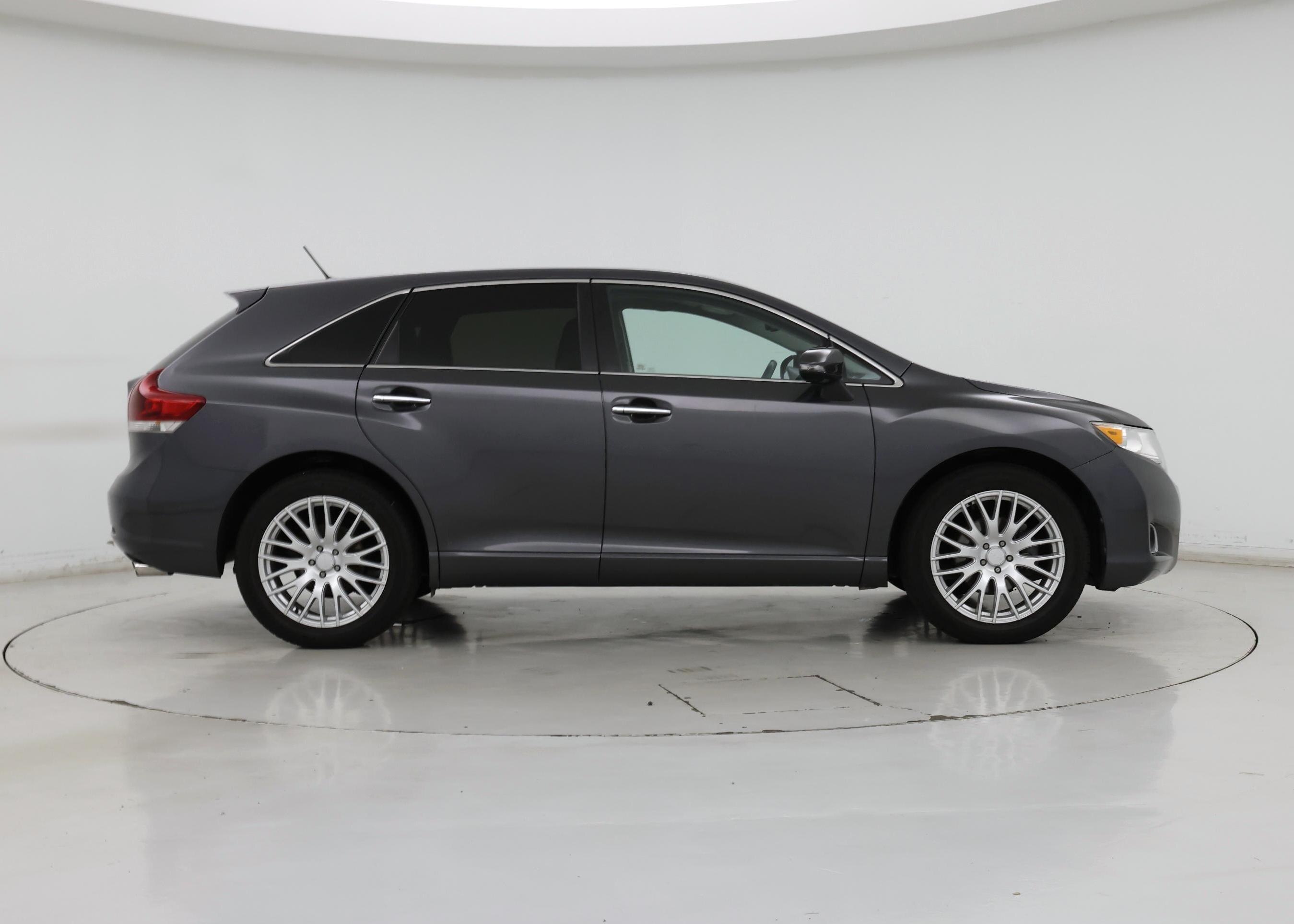 Thumbnail: 2013 Toyota Venza - 7