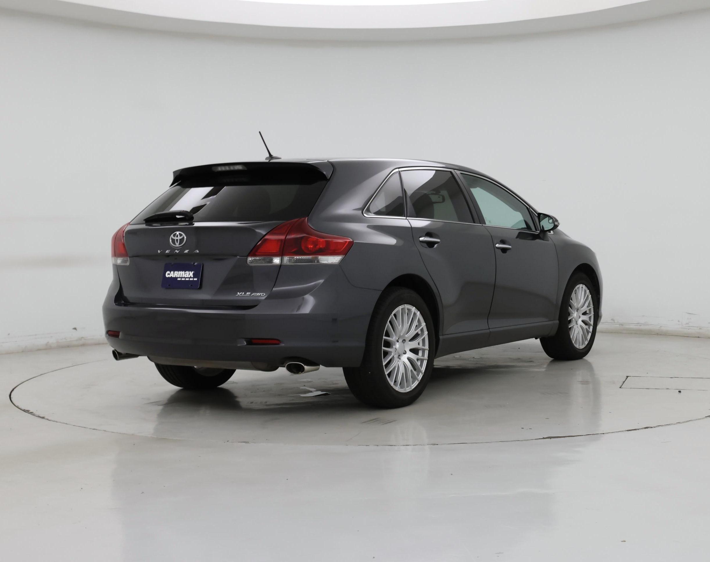 Thumbnail: 2013 Toyota Venza - 8
