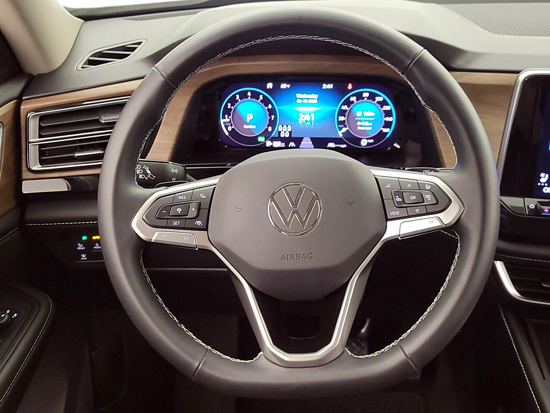 Thumbnail: 2024 Volkswagen Atlas - 10
