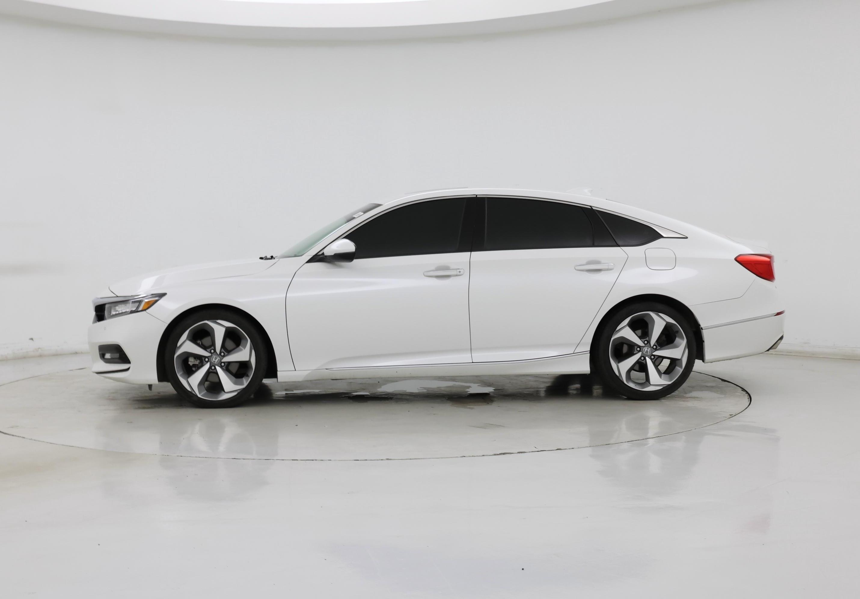 Thumbnail: 2018 Honda Accord - 3