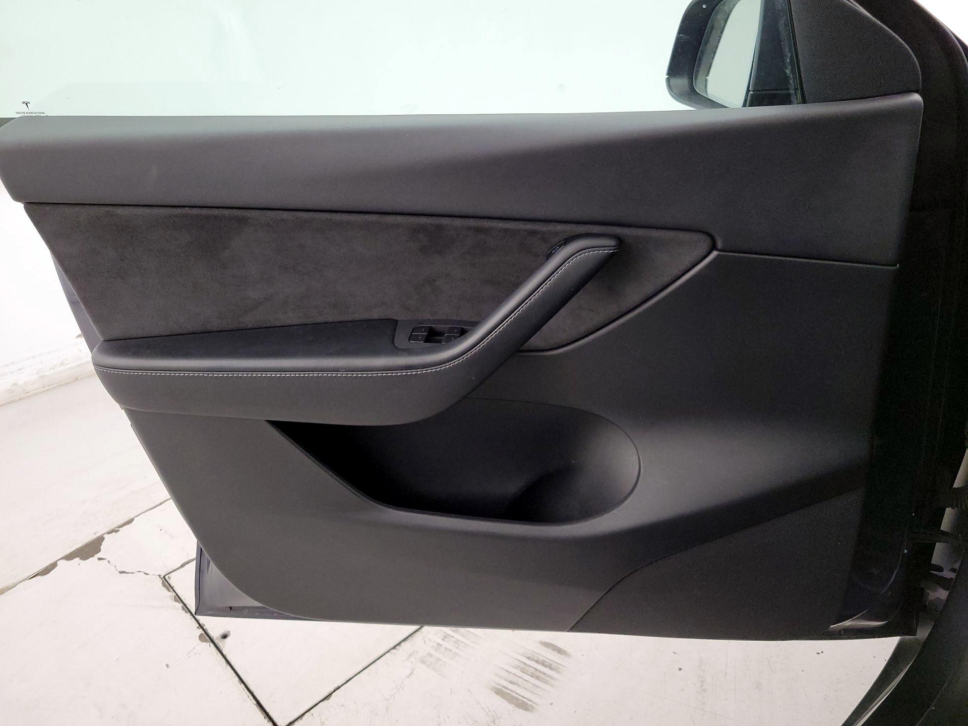 Thumbnail: 2021 Tesla Model Y - 12