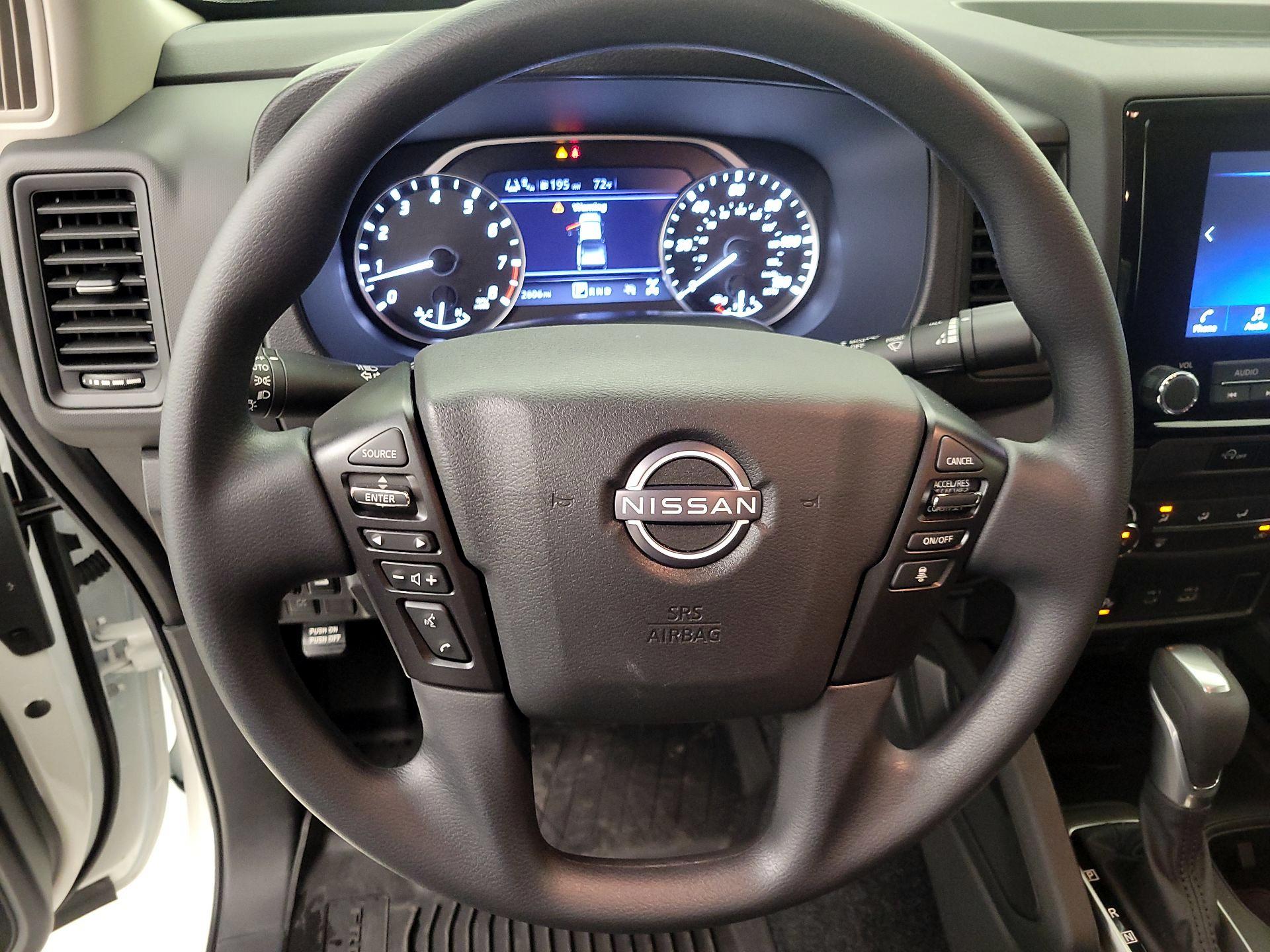 Thumbnail: 2024 Nissan Frontier - 10