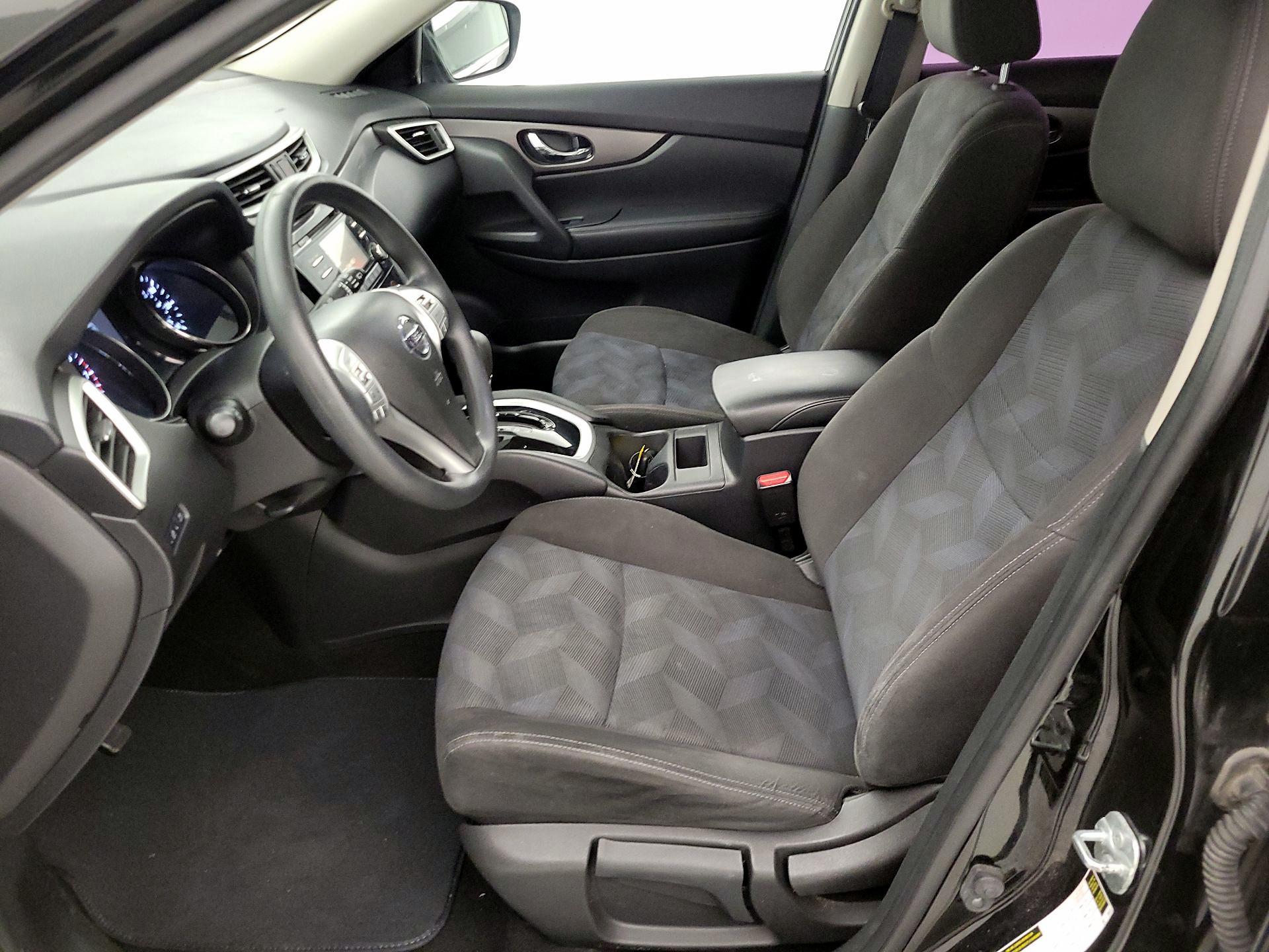 Thumbnail: 2015 Nissan Rogue - 11