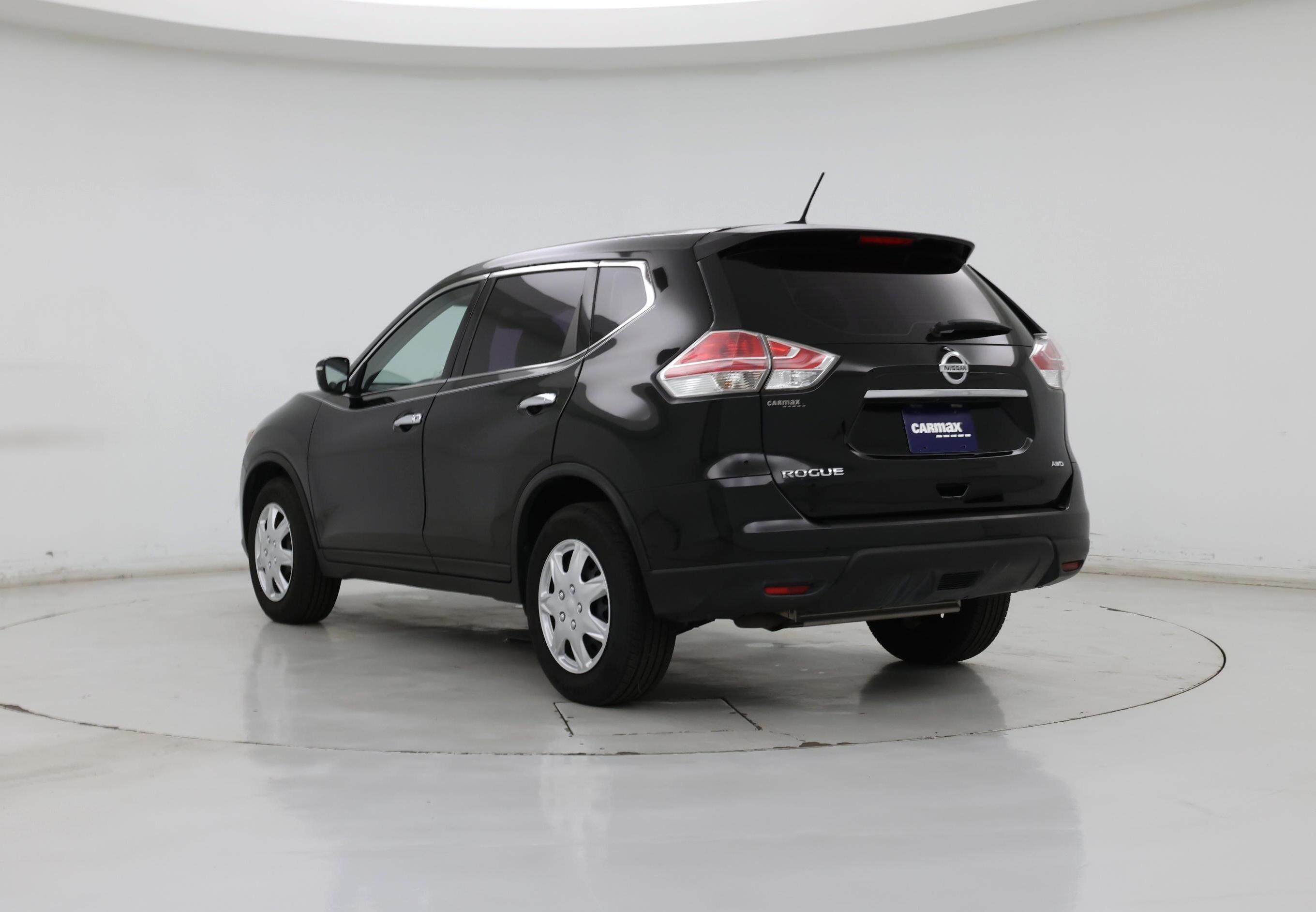 Thumbnail: 2015 Nissan Rogue - 2