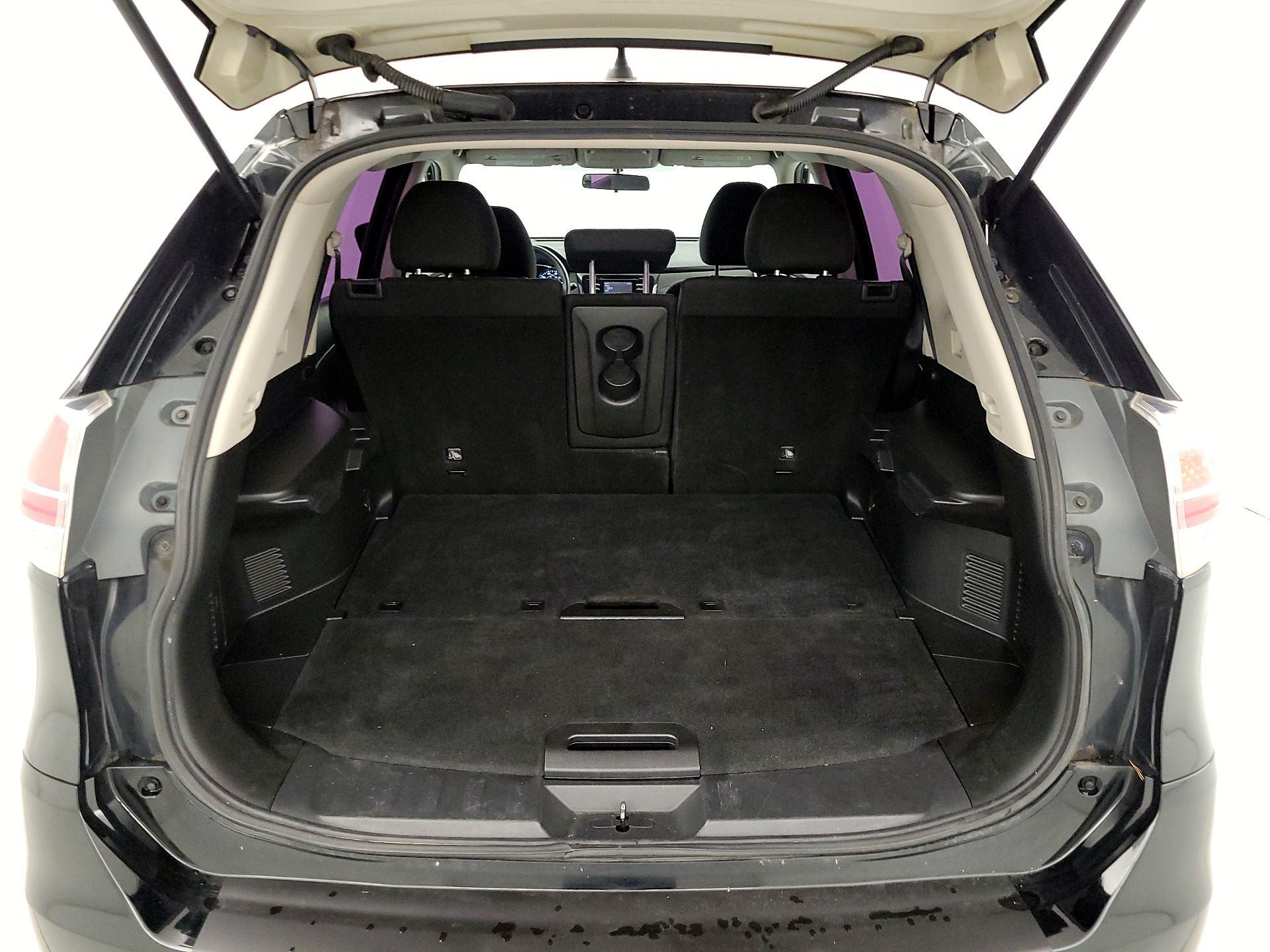 Thumbnail: 2015 Nissan Rogue - 20
