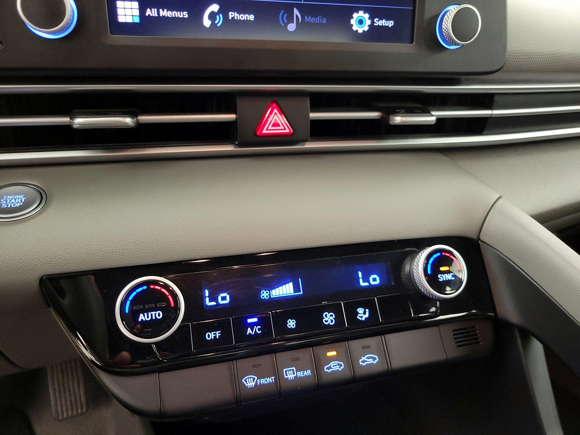 Thumbnail: 2021 Hyundai Elantra - 16