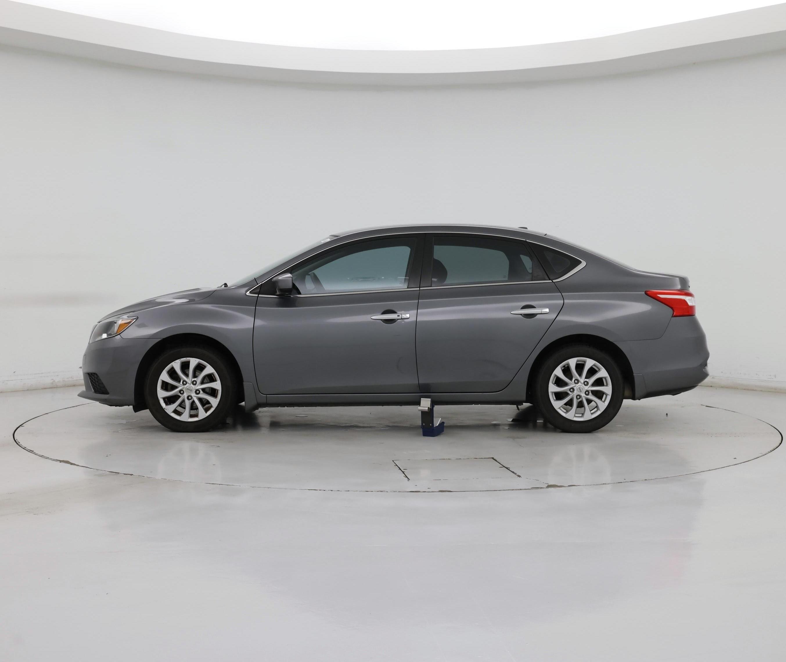 Thumbnail: 2018 Nissan Sentra - 3