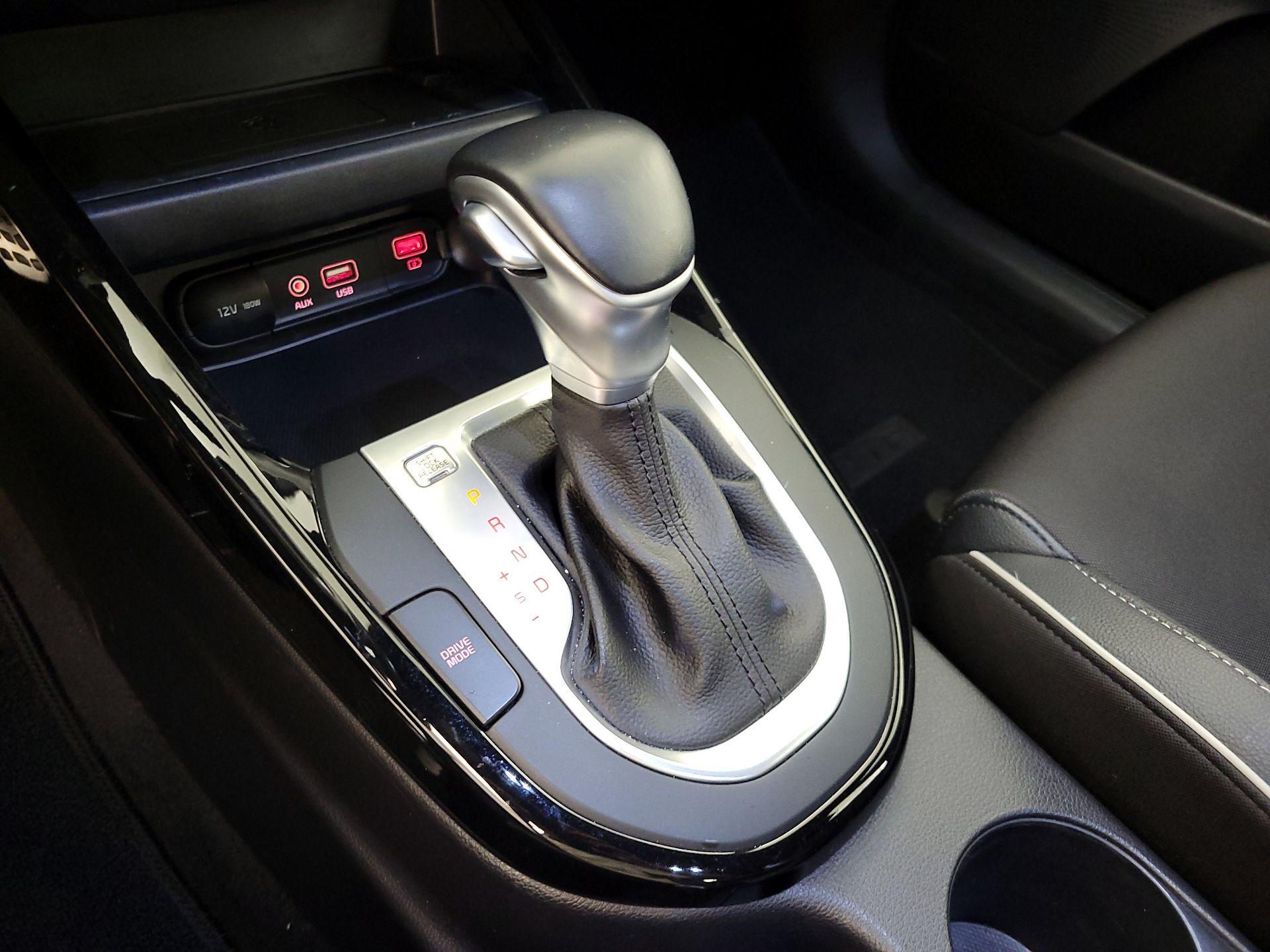 Thumbnail: 2020 Kia Forte - 17