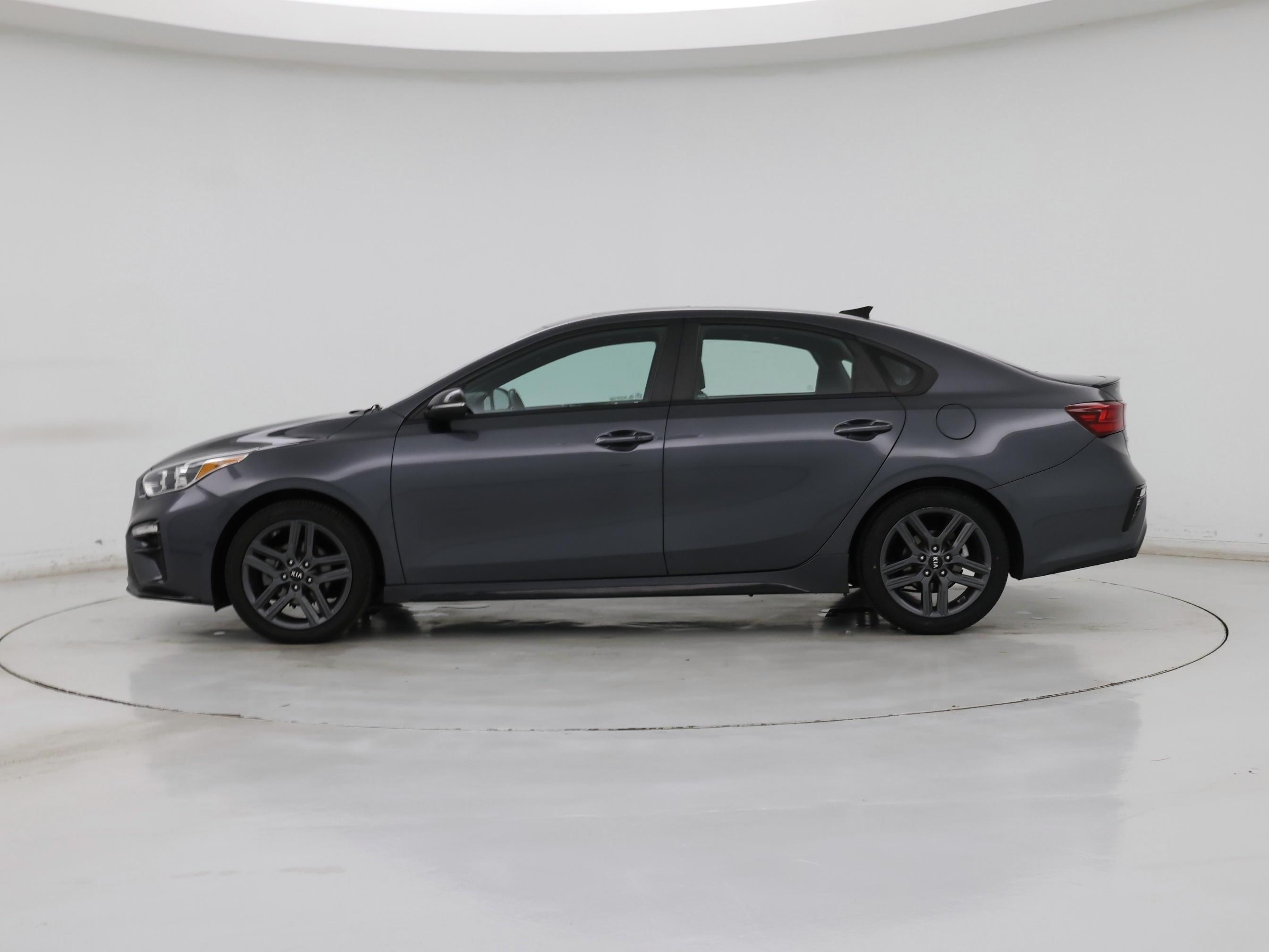 Thumbnail: 2020 Kia Forte - 3