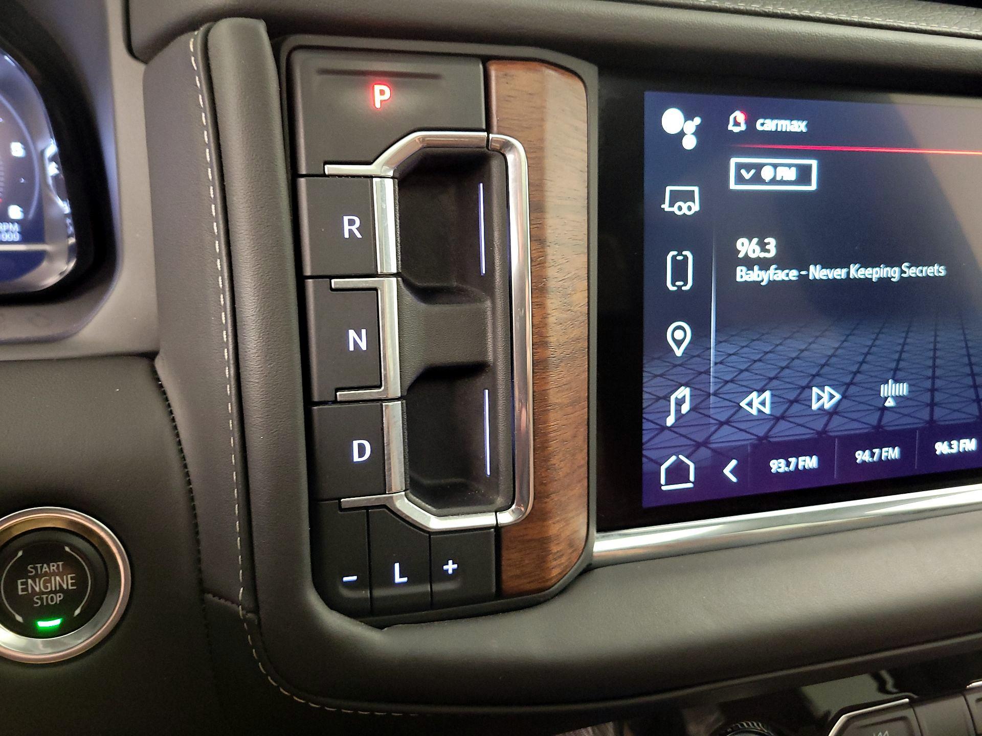 Thumbnail: 2023 GMC Yukon - 18