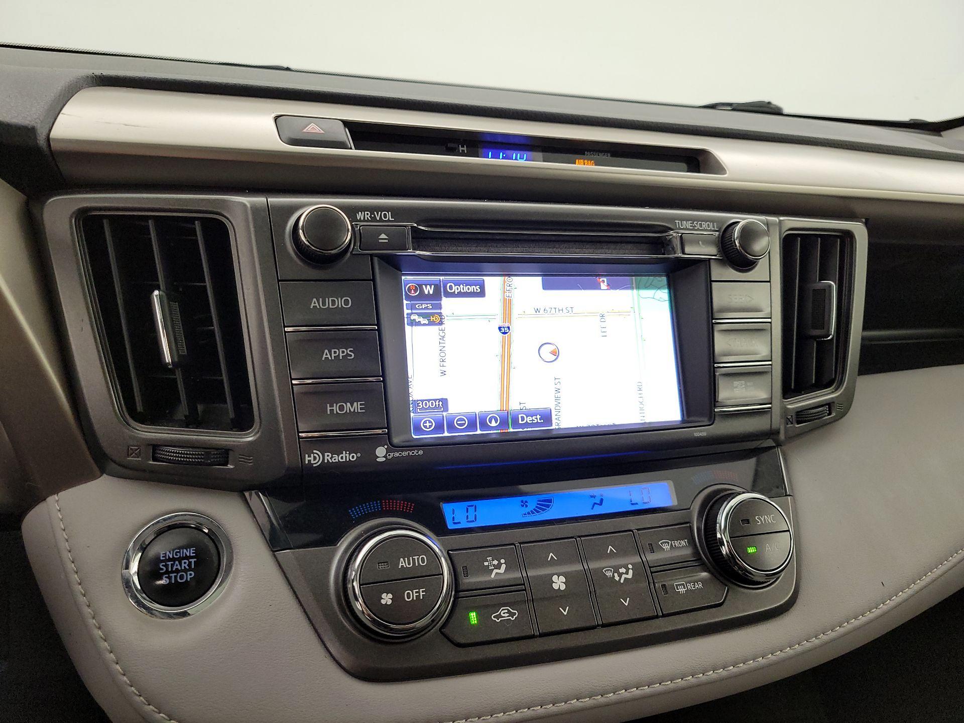 Thumbnail: 2015 Toyota RAV4 - 14