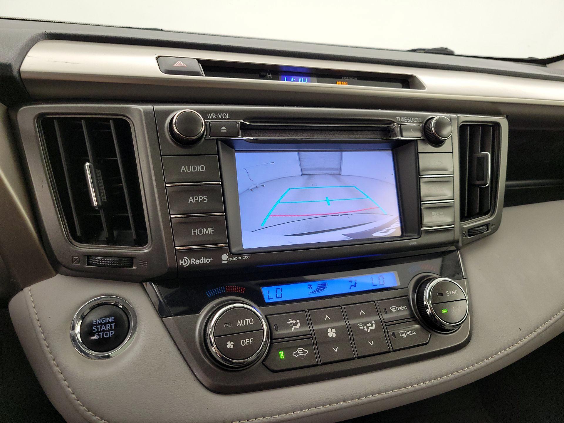 Thumbnail: 2015 Toyota RAV4 - 15