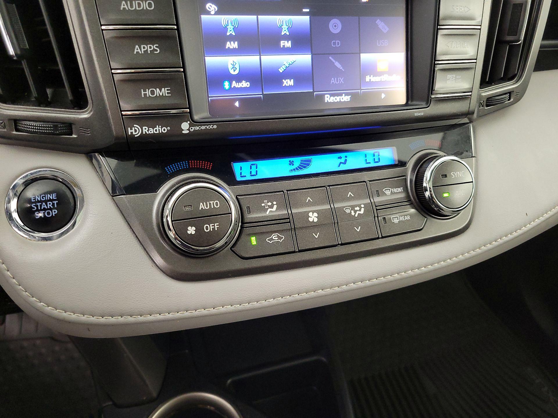 Thumbnail: 2015 Toyota RAV4 - 17