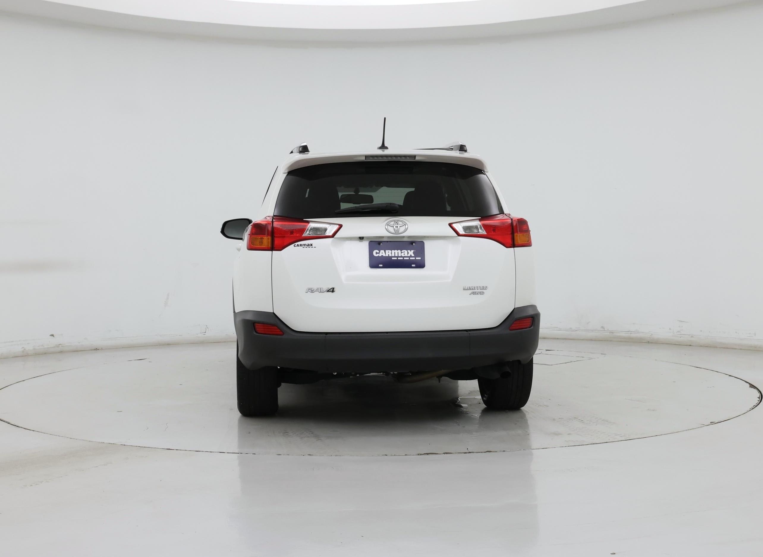 Thumbnail: 2015 Toyota RAV4 - 6