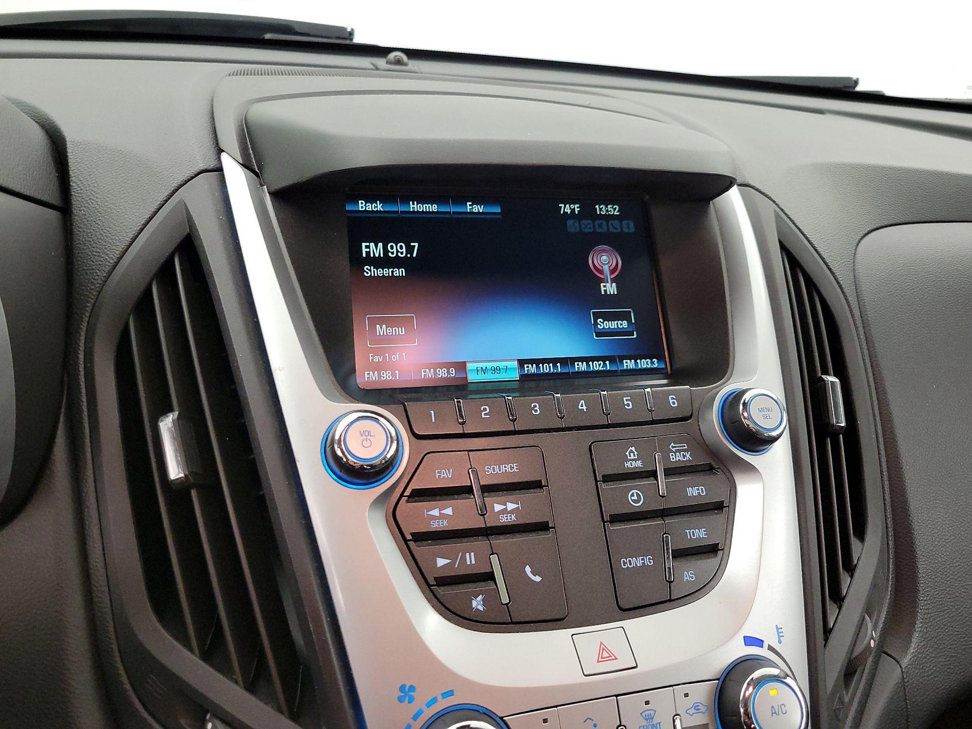 Thumbnail: 2016 Chevrolet Equinox - 15