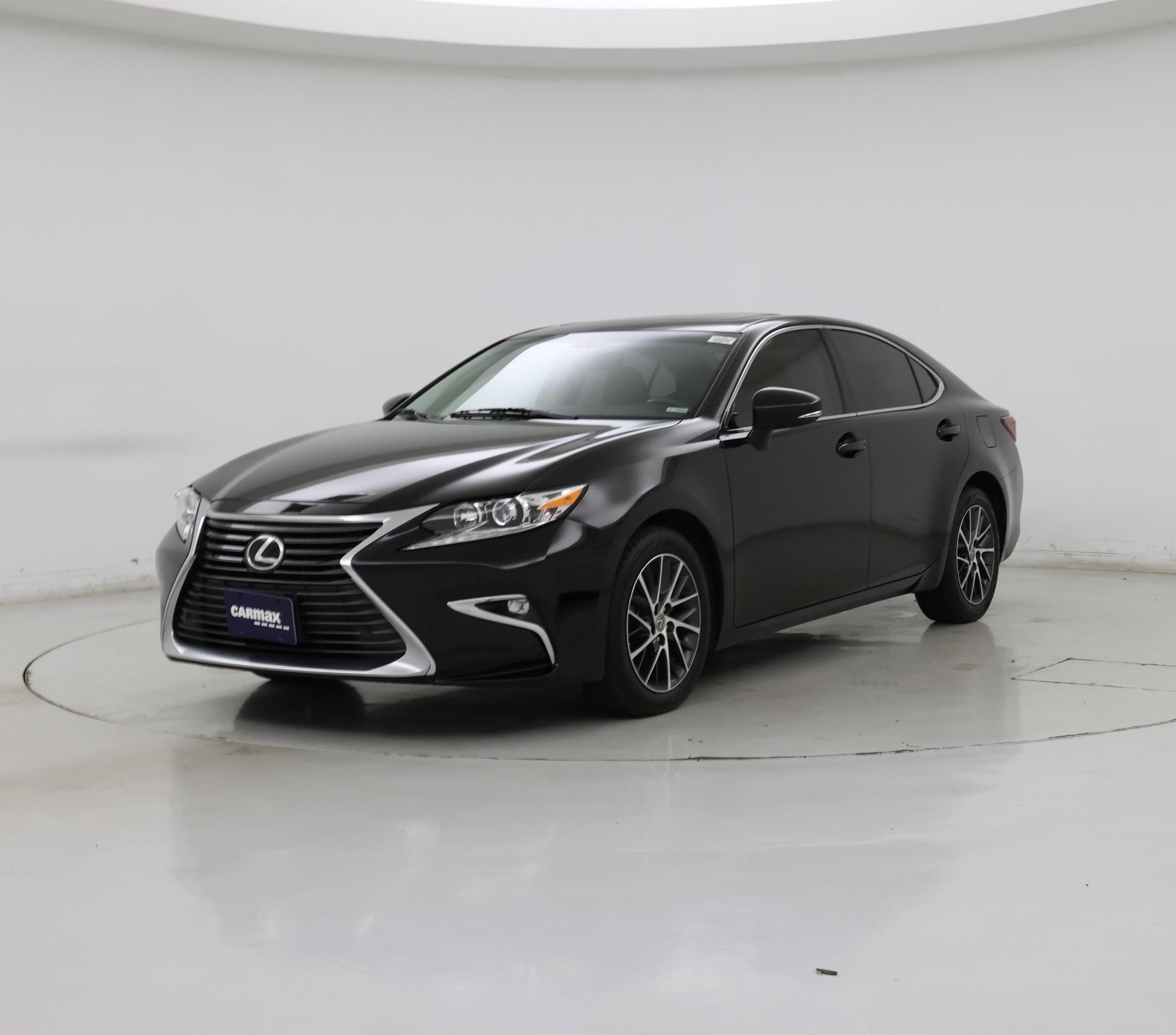 Thumbnail: 2016 Lexus ES - 4