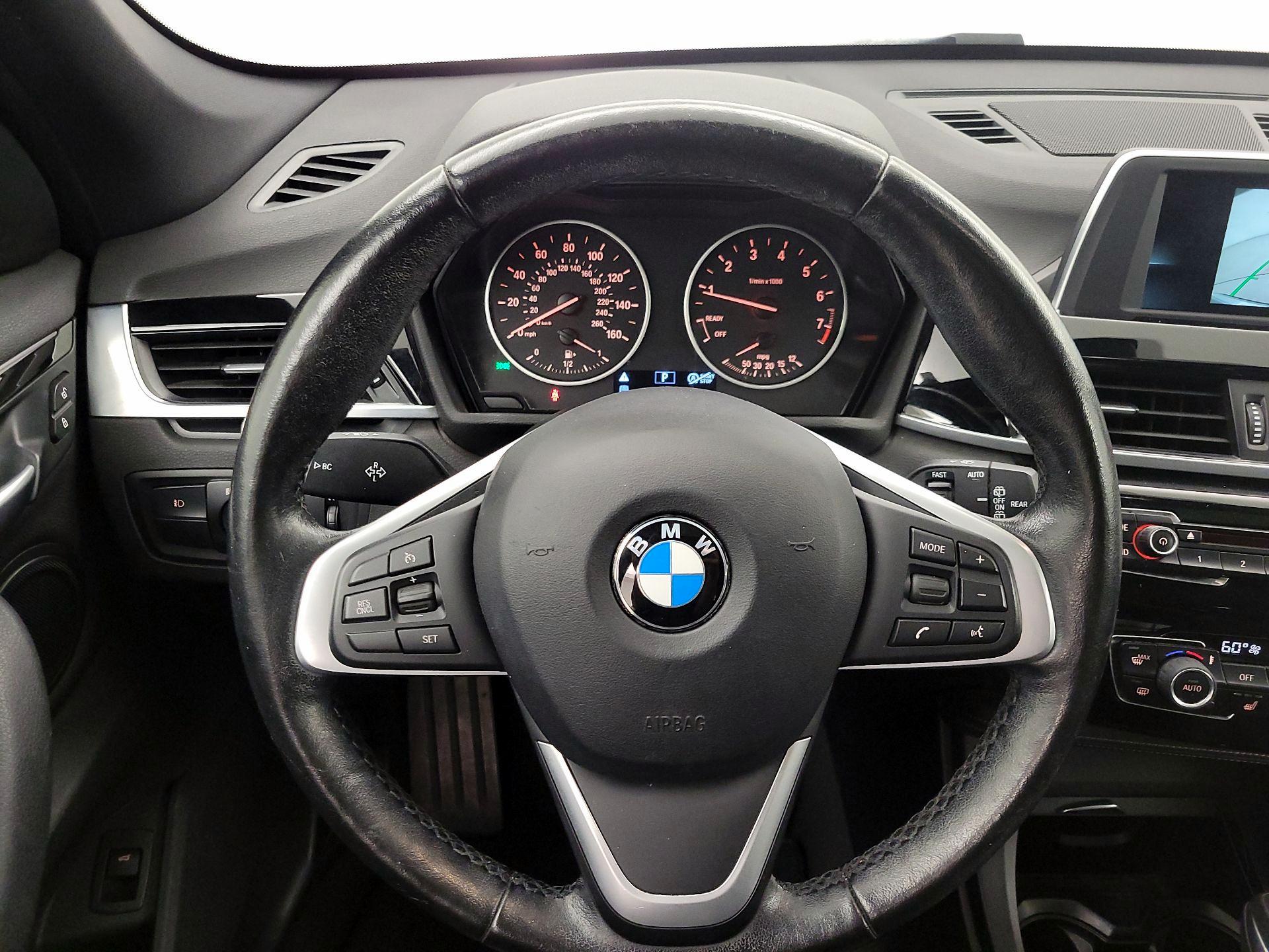 Thumbnail: 2018 BMW X1 - 10