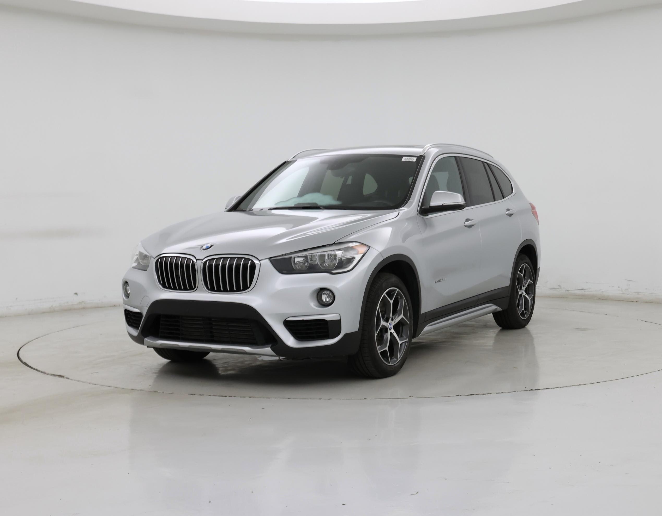 Thumbnail: 2018 BMW X1 - 4