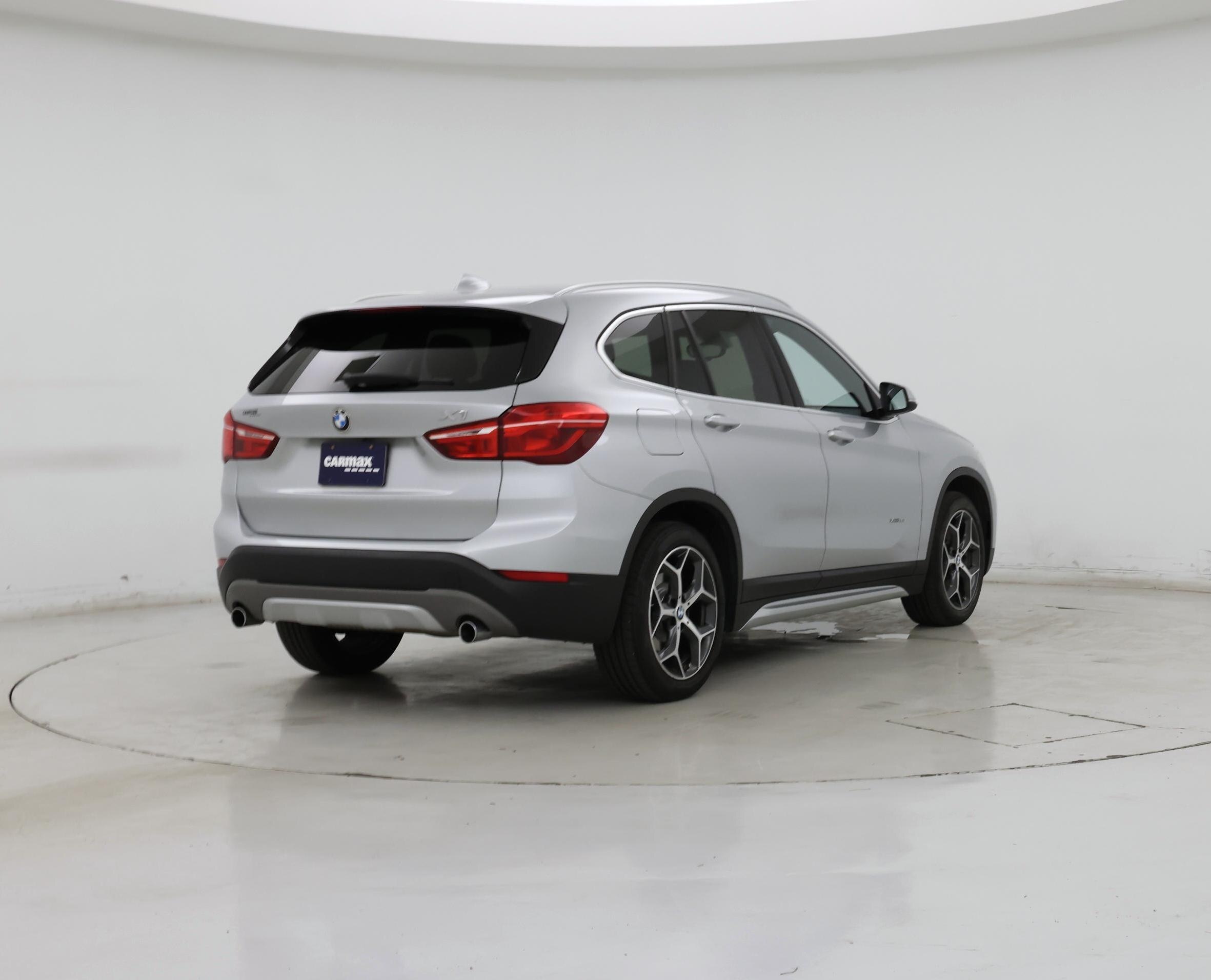 Thumbnail: 2018 BMW X1 - 8