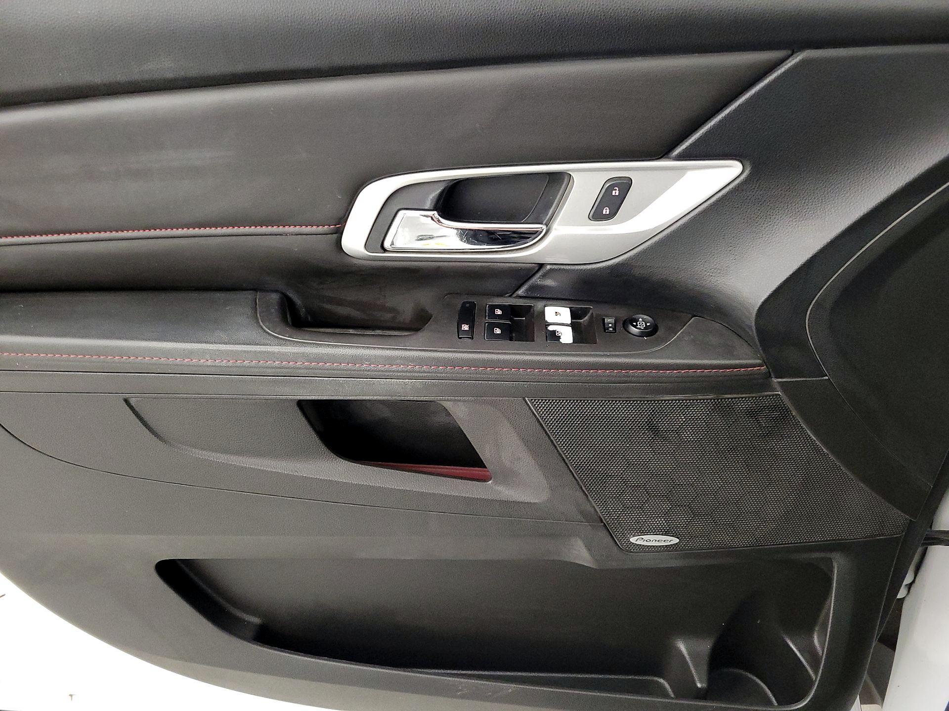 Thumbnail: 2013 GMC Terrain - 12