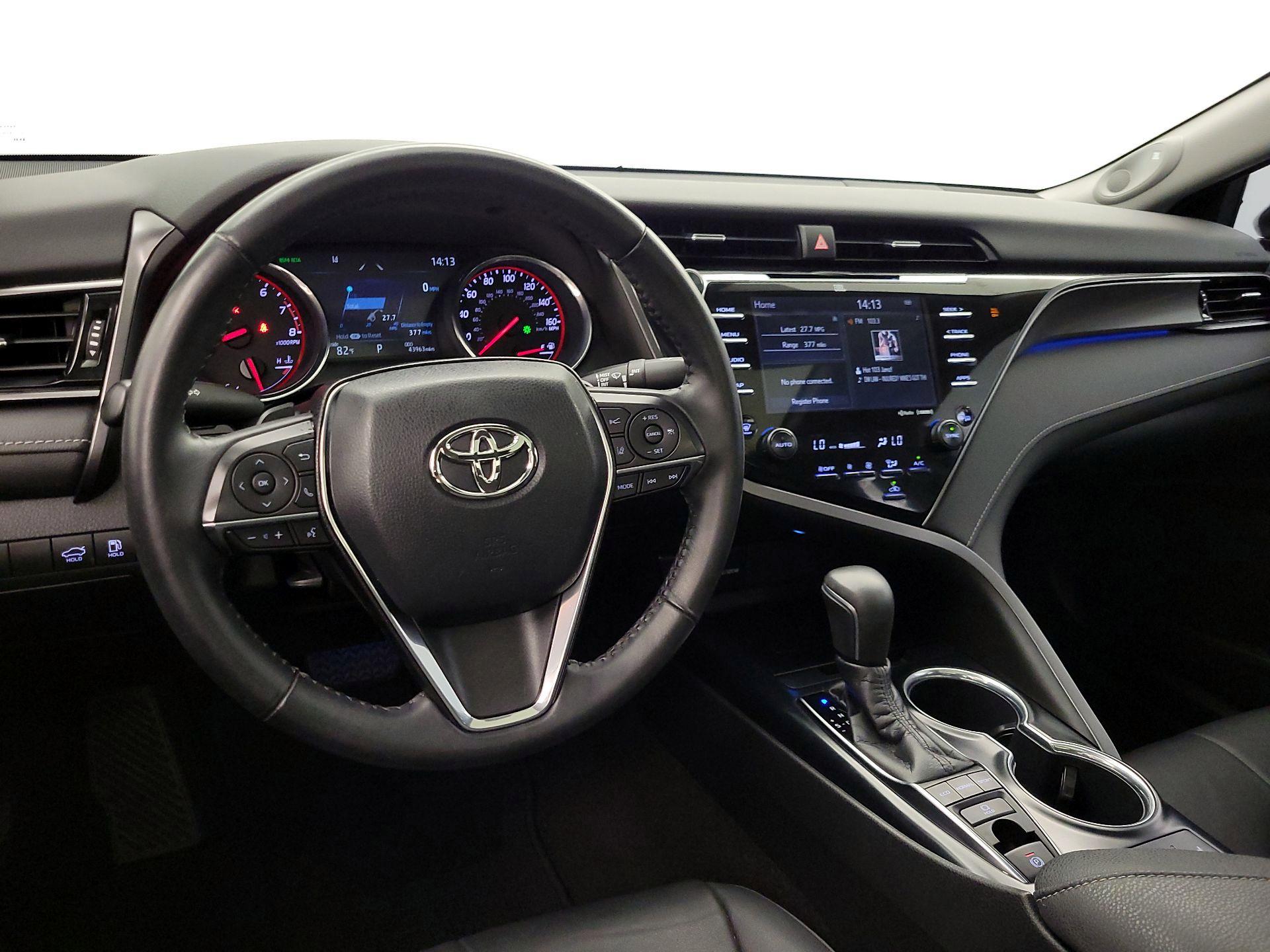 Thumbnail: 2019 Toyota Camry - 9