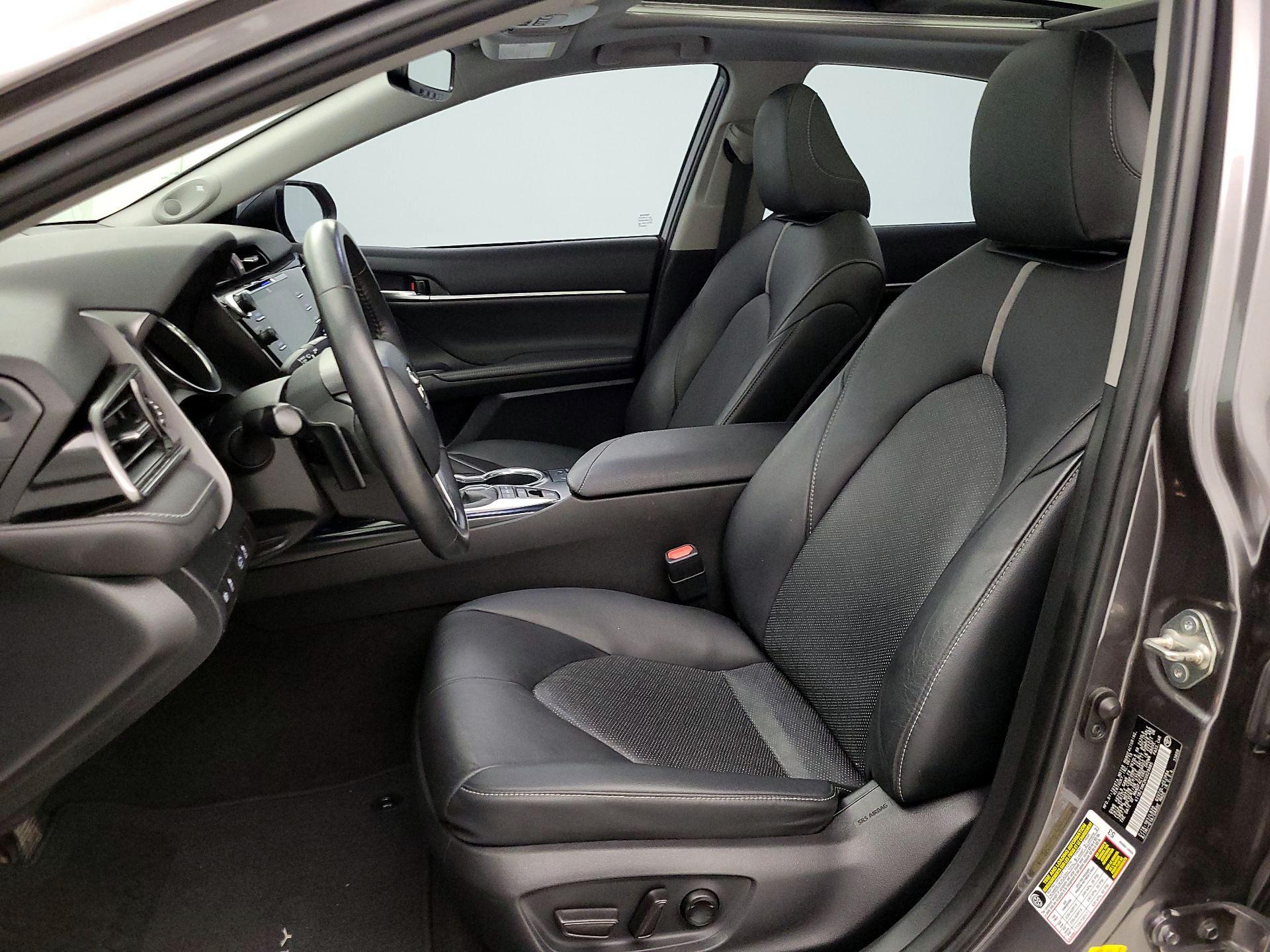 Thumbnail: 2019 Toyota Camry - 19