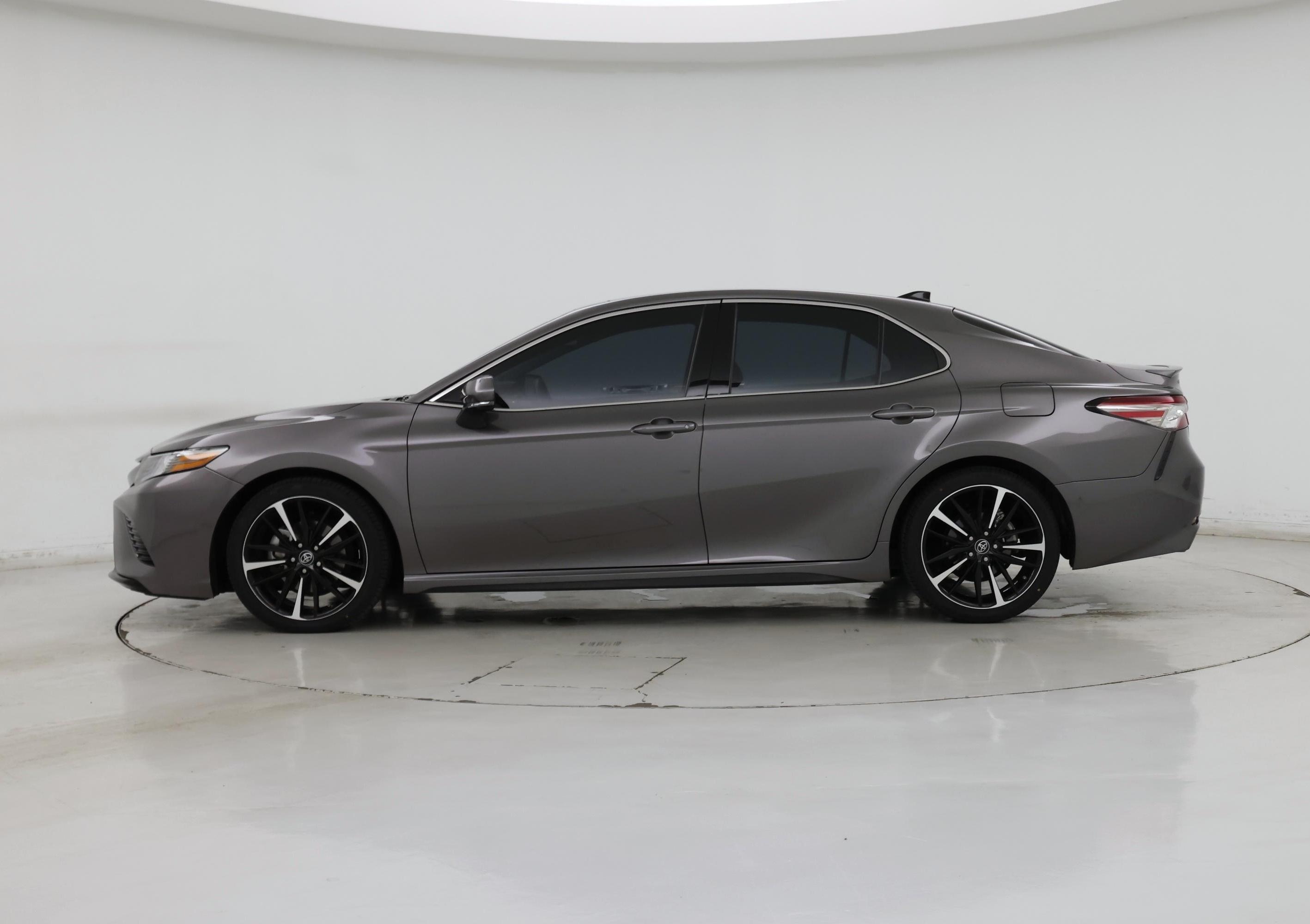 Thumbnail: 2019 Toyota Camry - 3