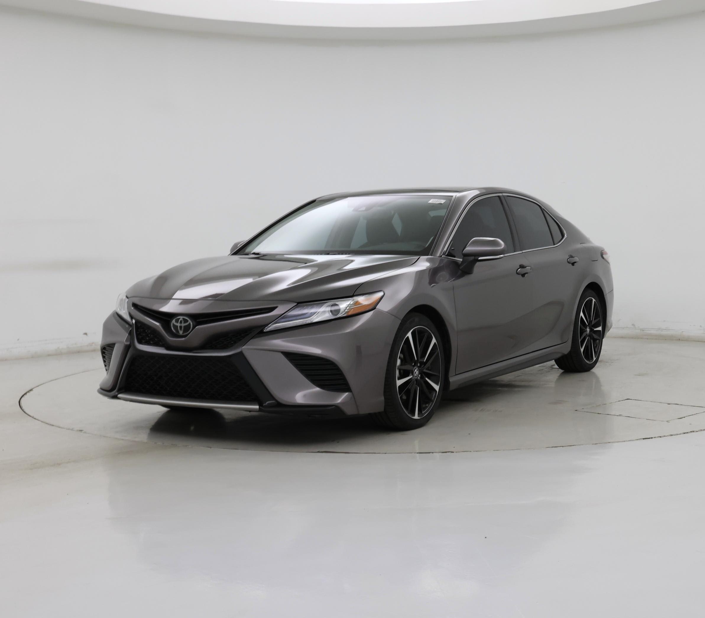 Thumbnail: 2019 Toyota Camry - 4