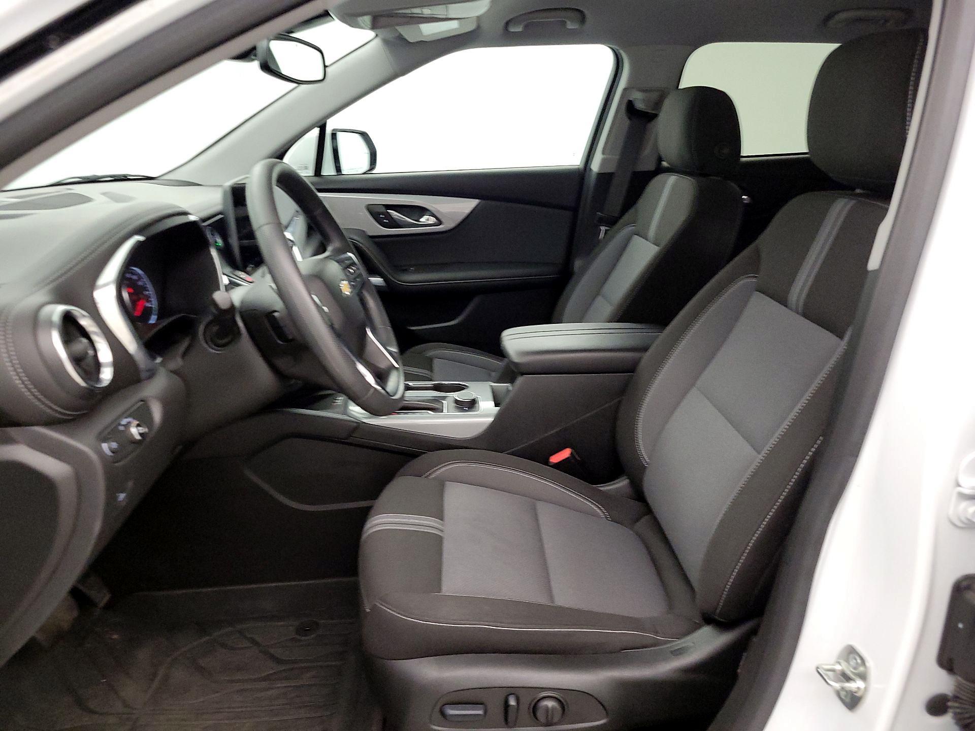 Thumbnail: 2023 Chevrolet Blazer - 11