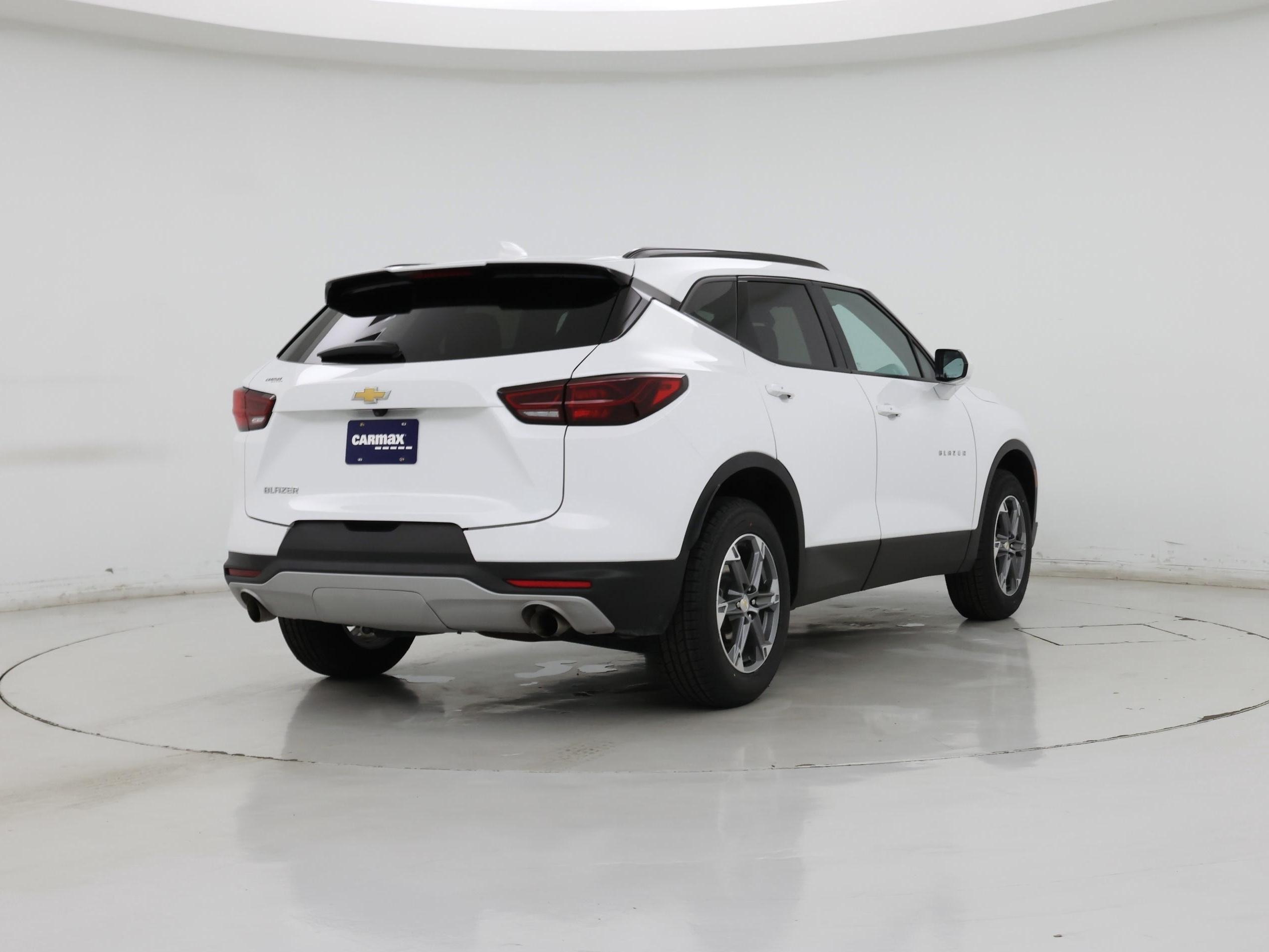 Thumbnail: 2023 Chevrolet Blazer - 8