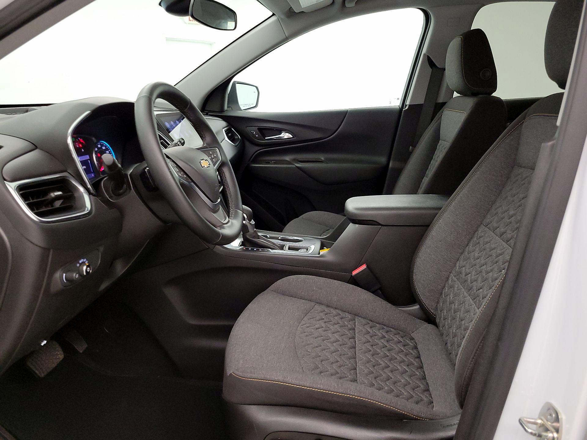 Thumbnail: 2023 Chevrolet Equinox - 11