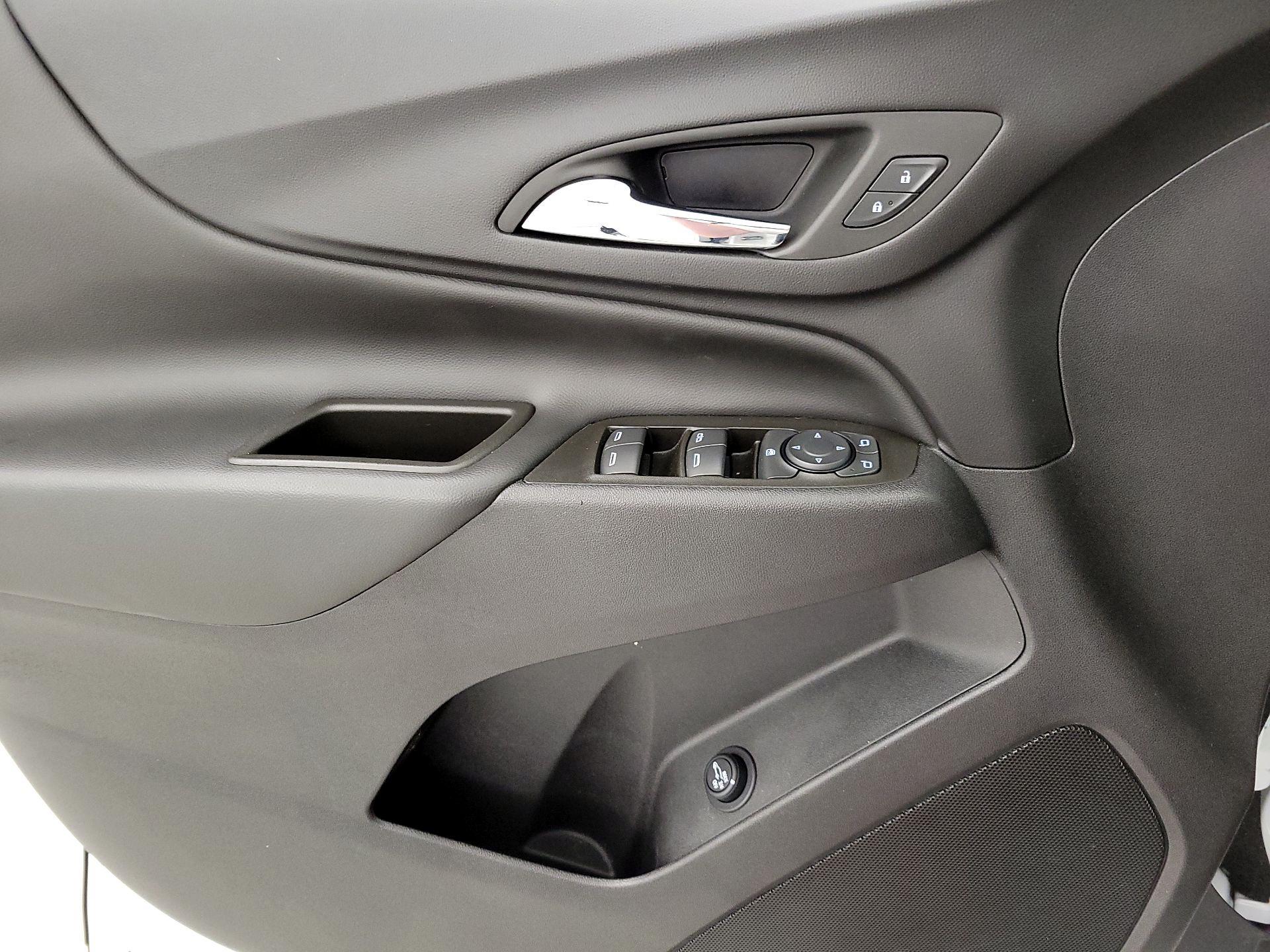 Thumbnail: 2023 Chevrolet Equinox - 12