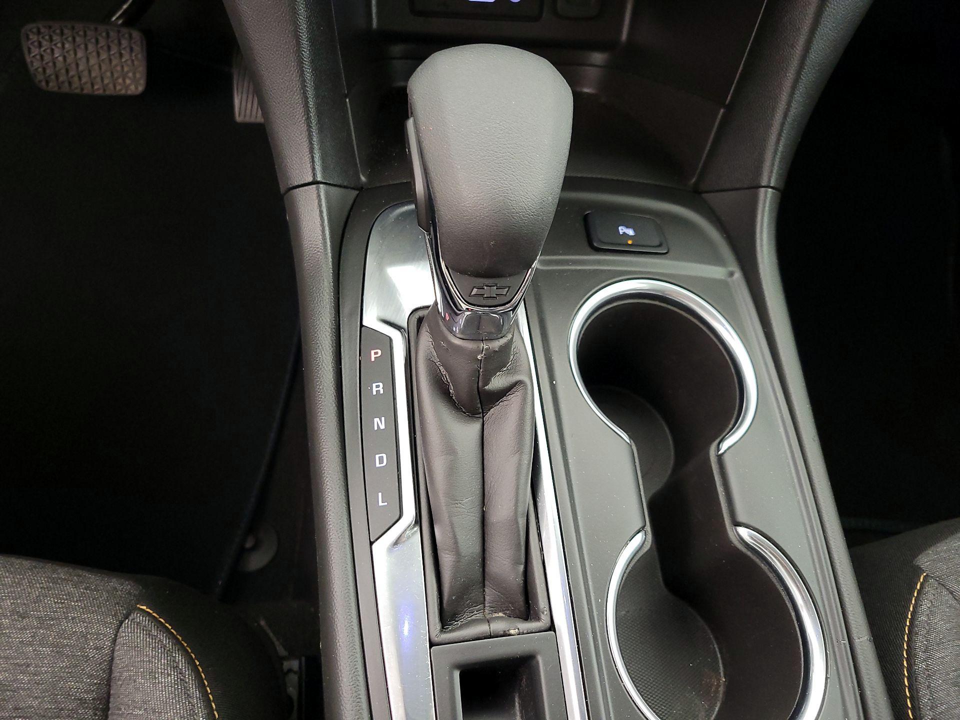 Thumbnail: 2023 Chevrolet Equinox - 17