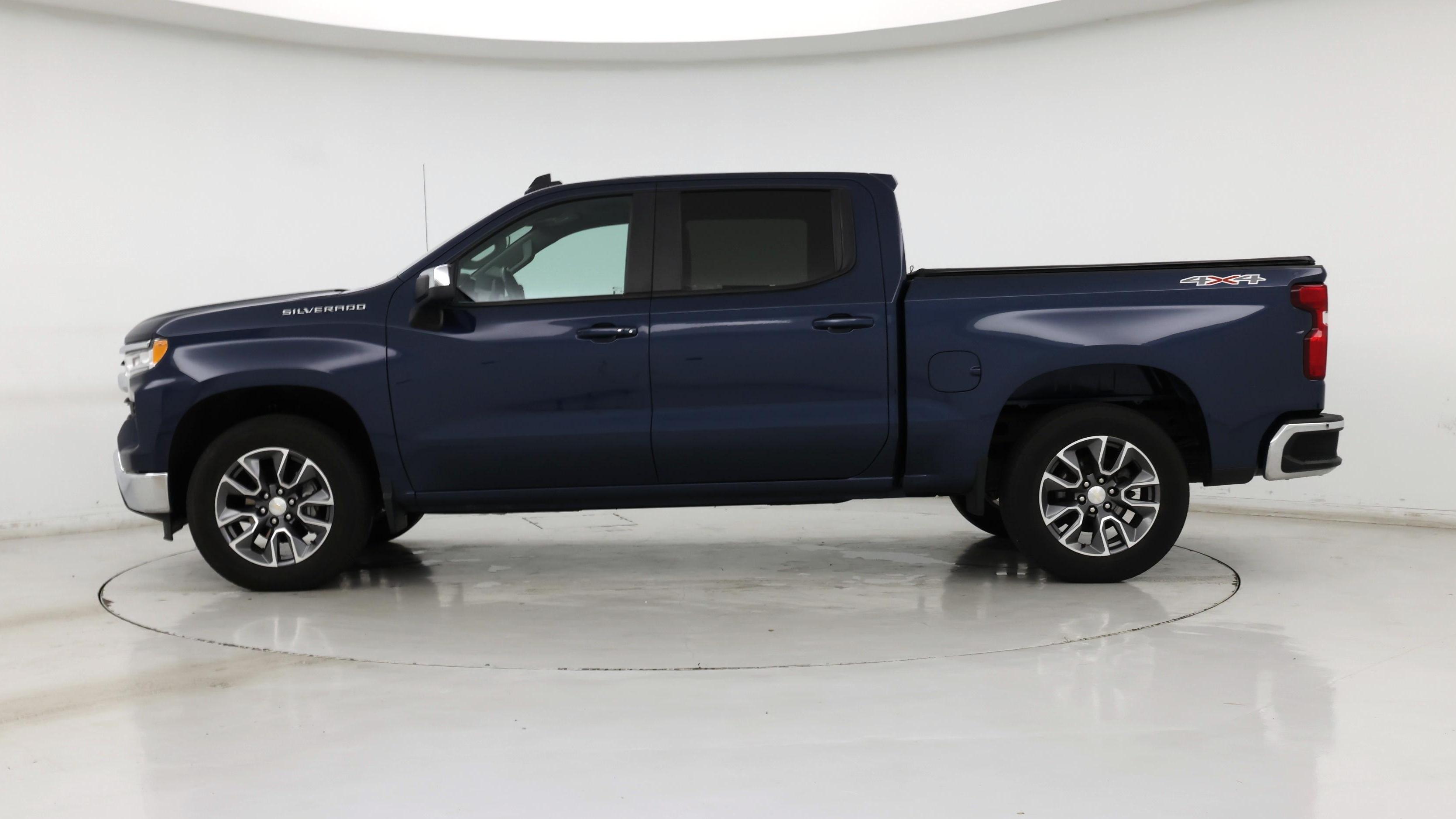 Thumbnail: 2022 Chevrolet Silverado 1500 - 3