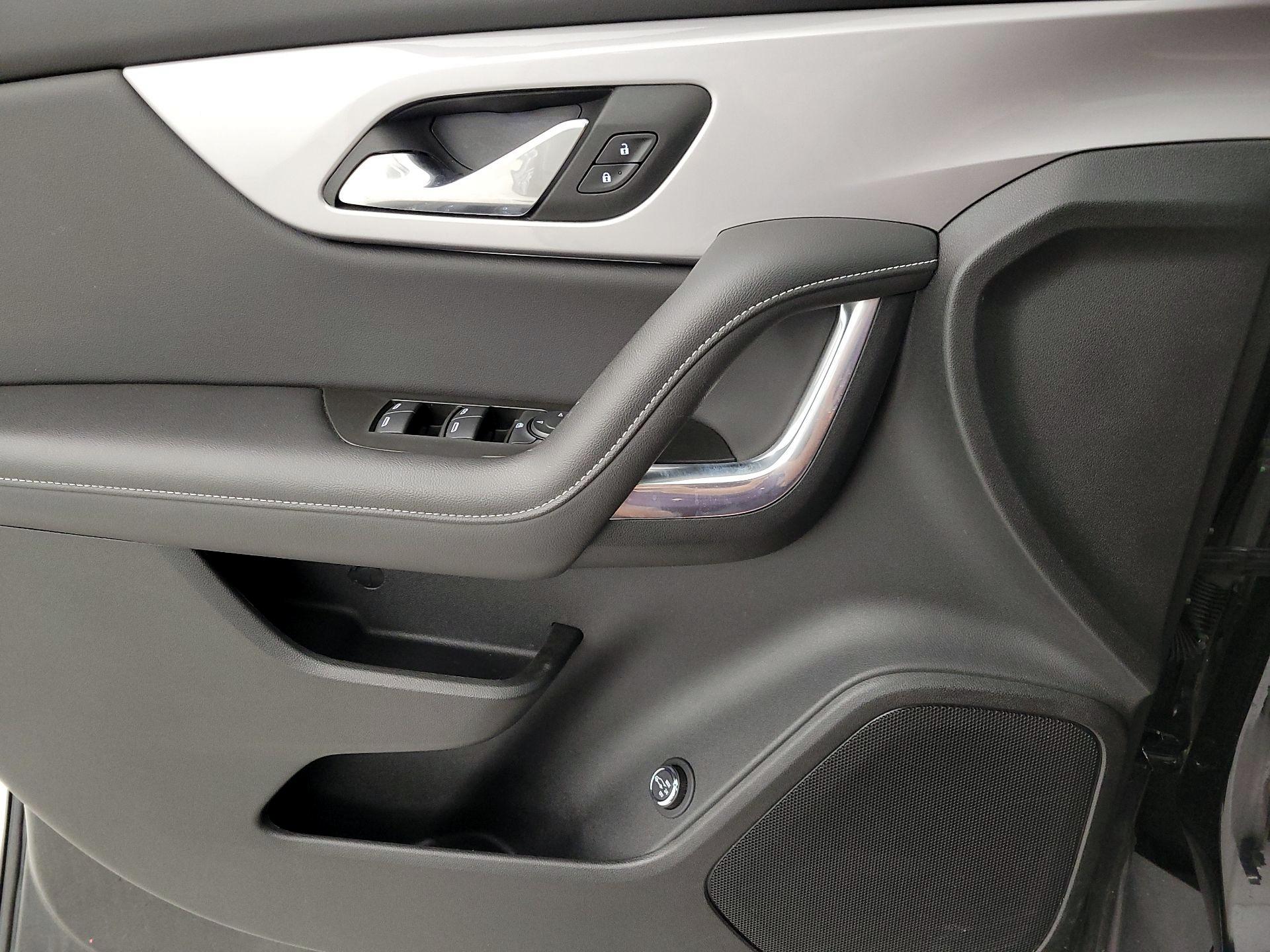 Thumbnail: 2023 Chevrolet Blazer - 12