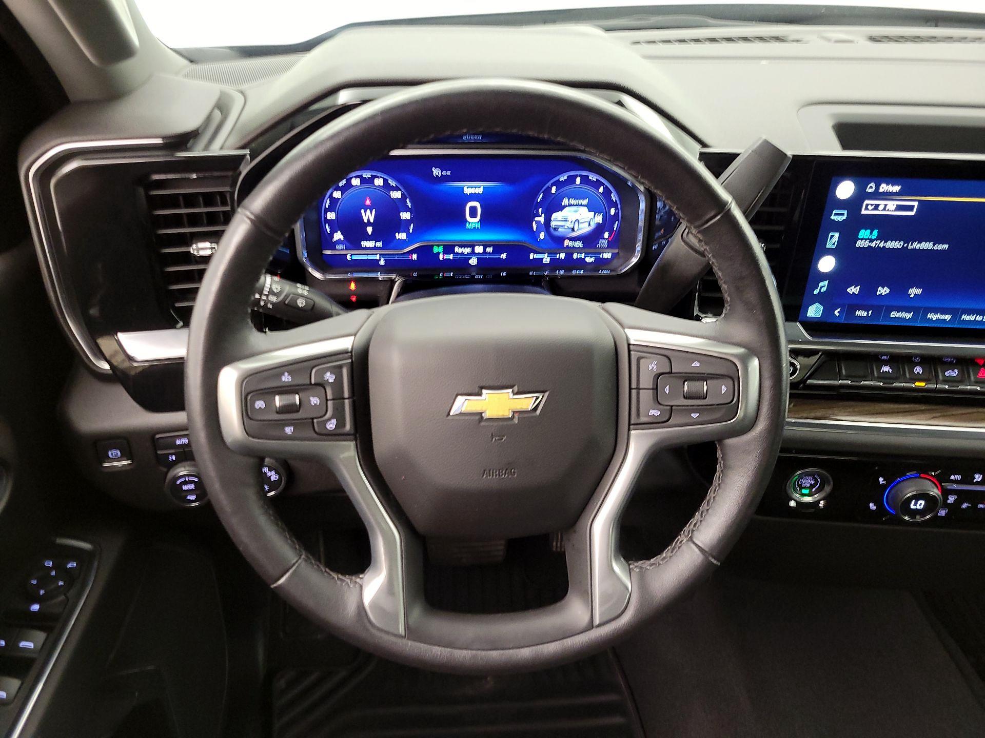 Thumbnail: 2022 Chevrolet Silverado 1500 - 10