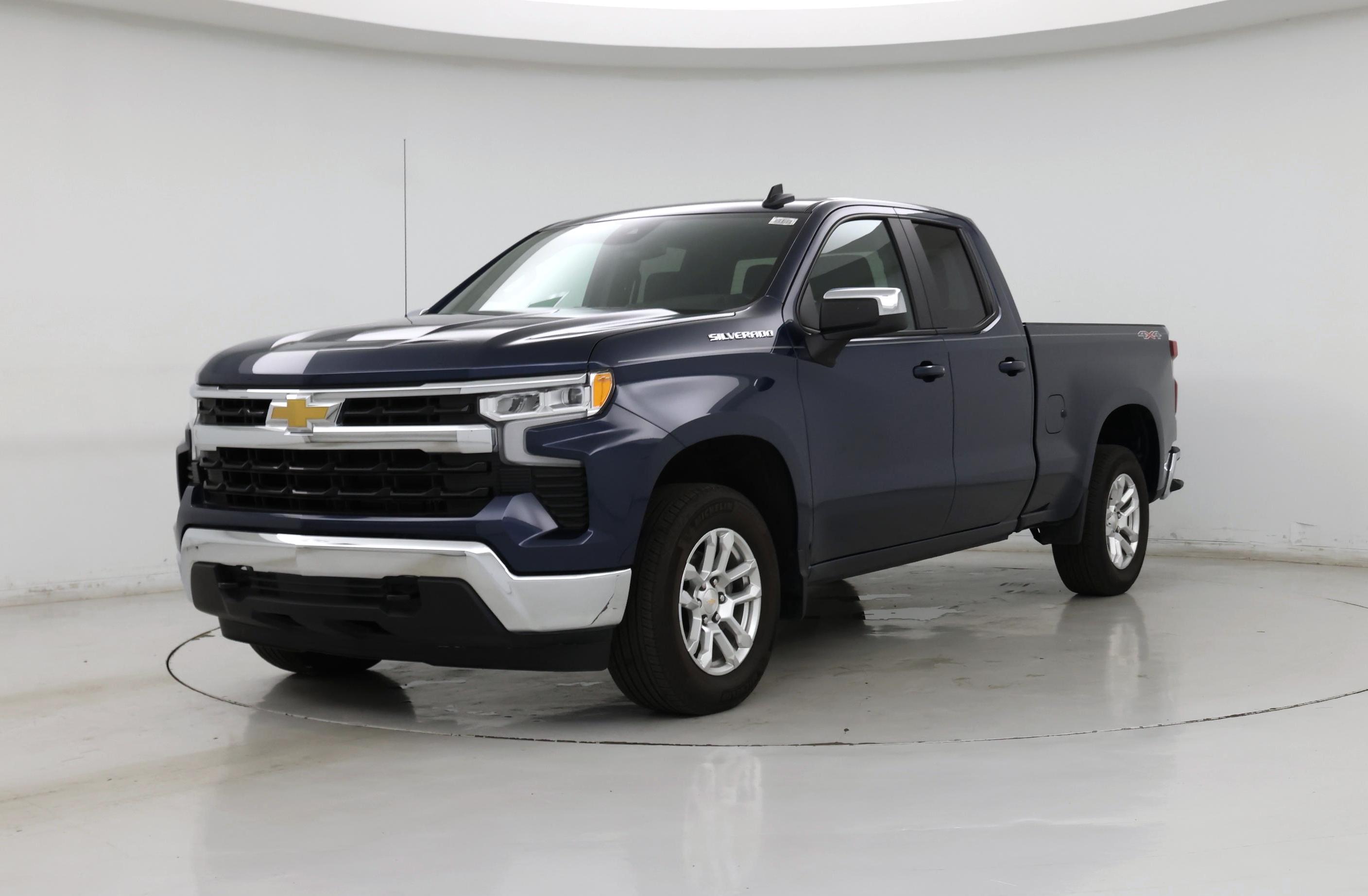Thumbnail: 2022 Chevrolet Silverado 1500 - 4