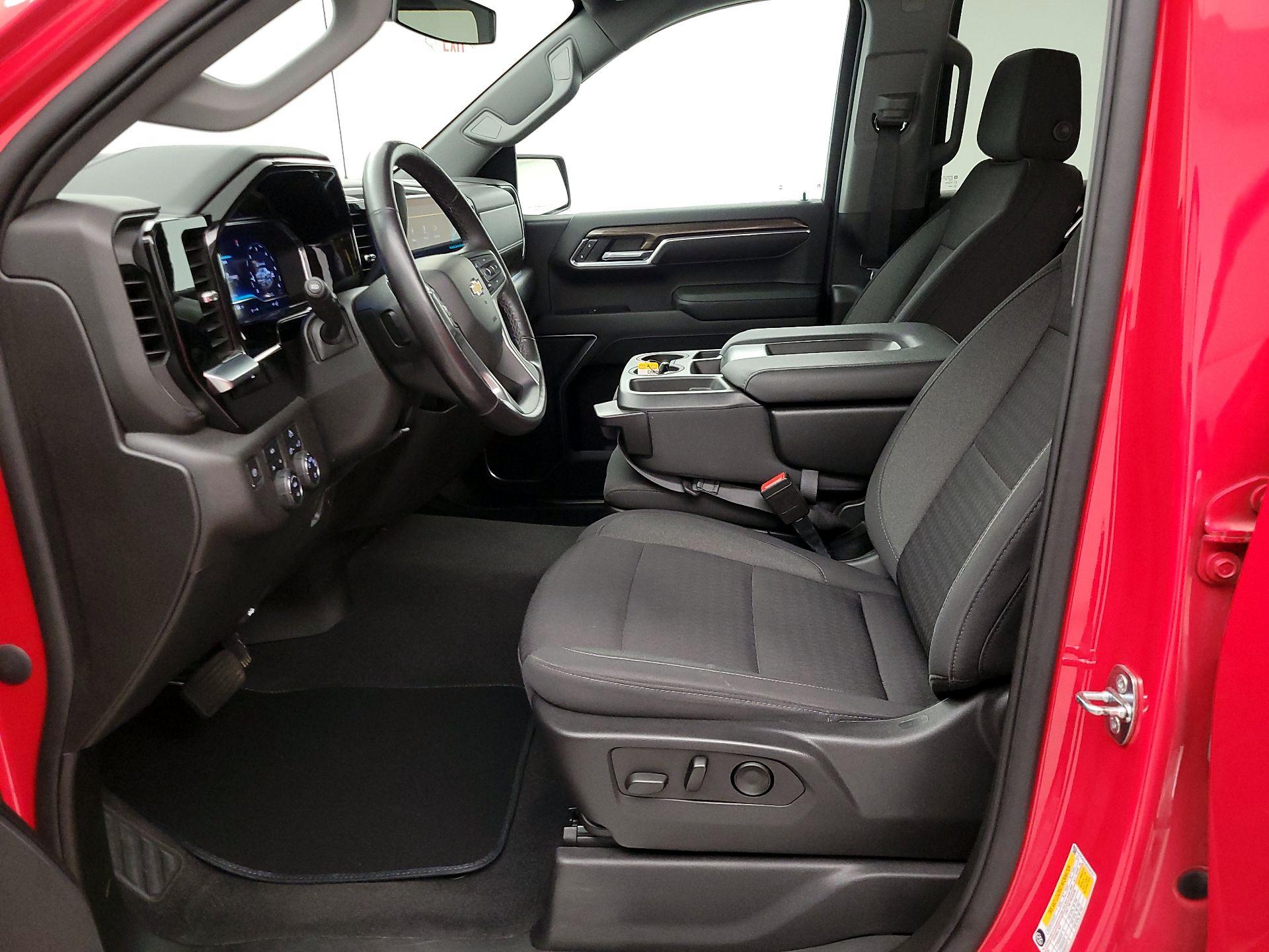 Thumbnail: 2022 Chevrolet Silverado 1500 - 11
