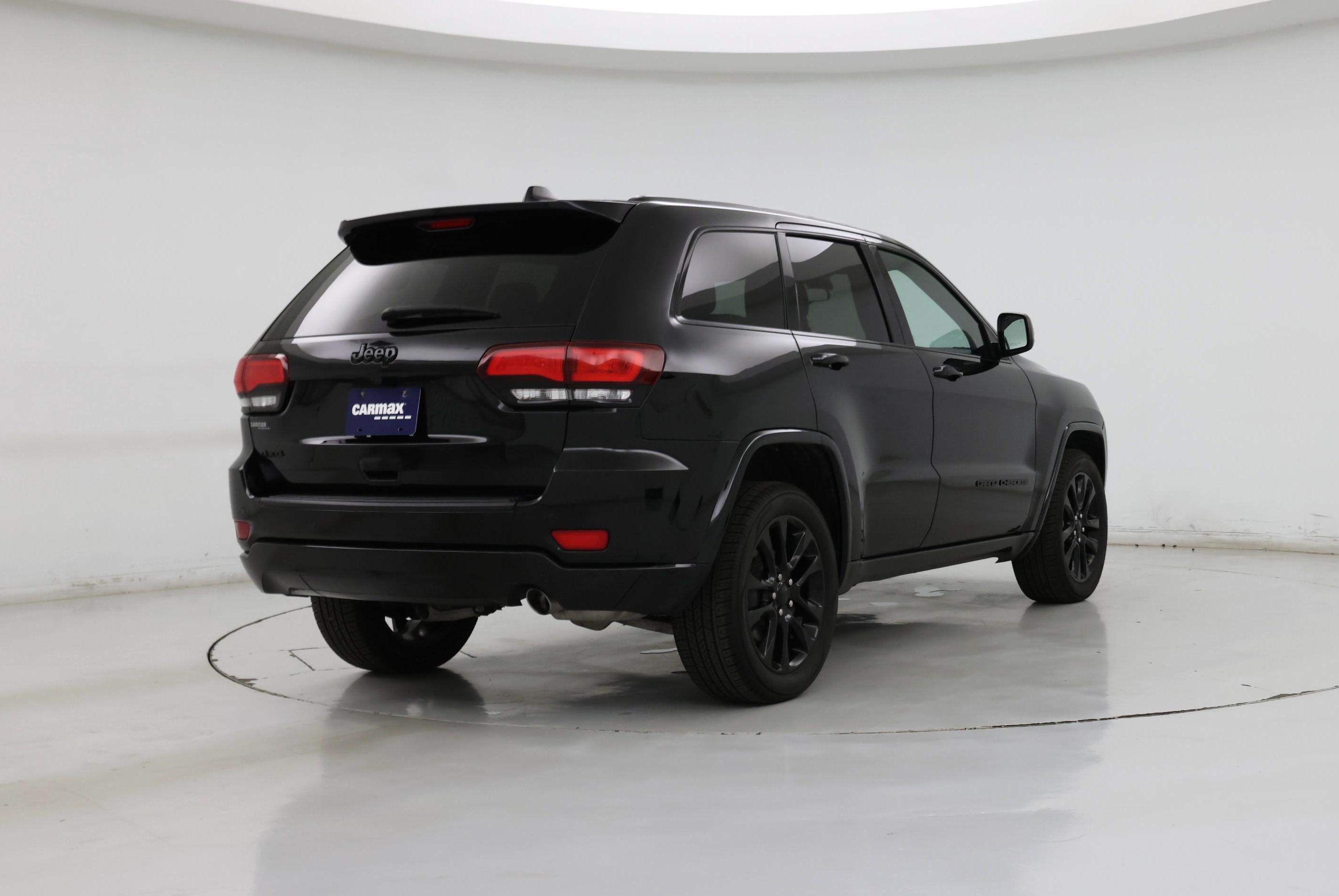 Thumbnail: 2021 Jeep Grand Cherokee - 8