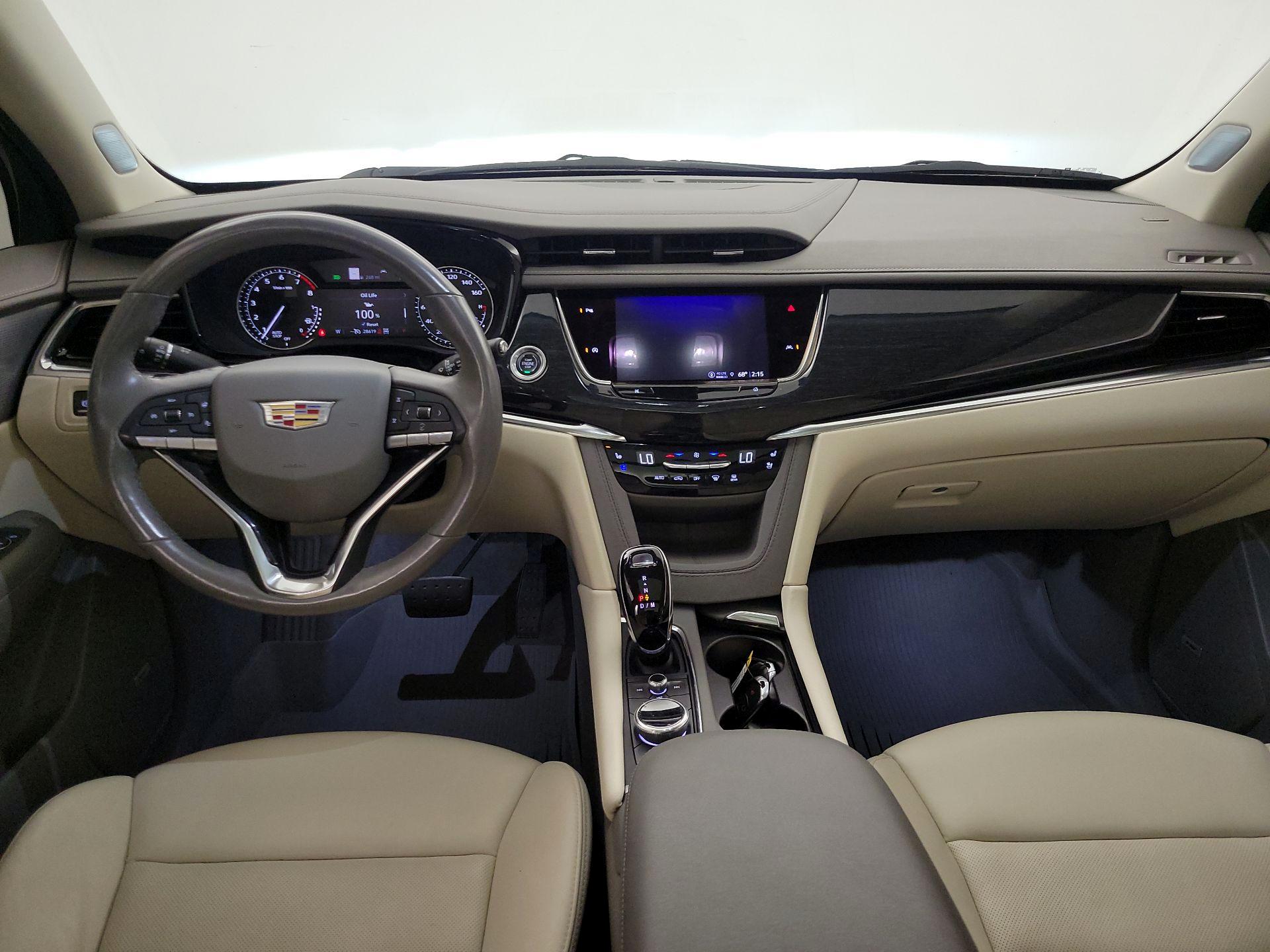 Thumbnail: 2023 Cadillac XT6 - 9