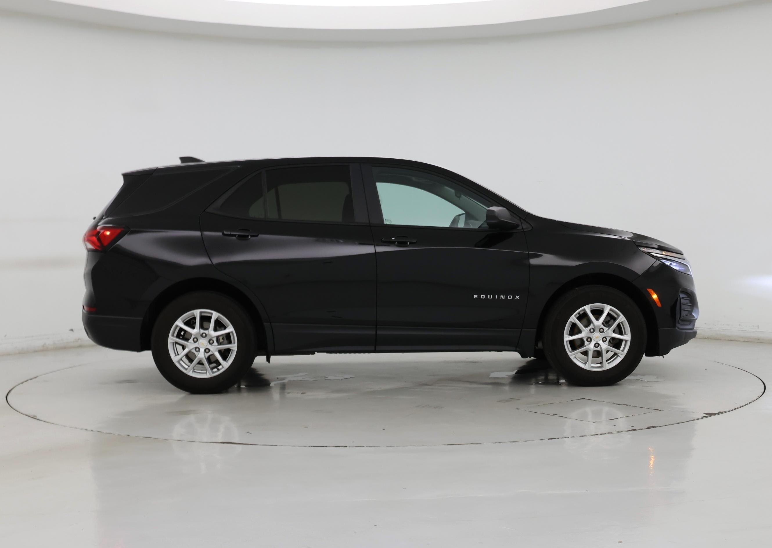 Thumbnail: 2023 Chevrolet Equinox - 7