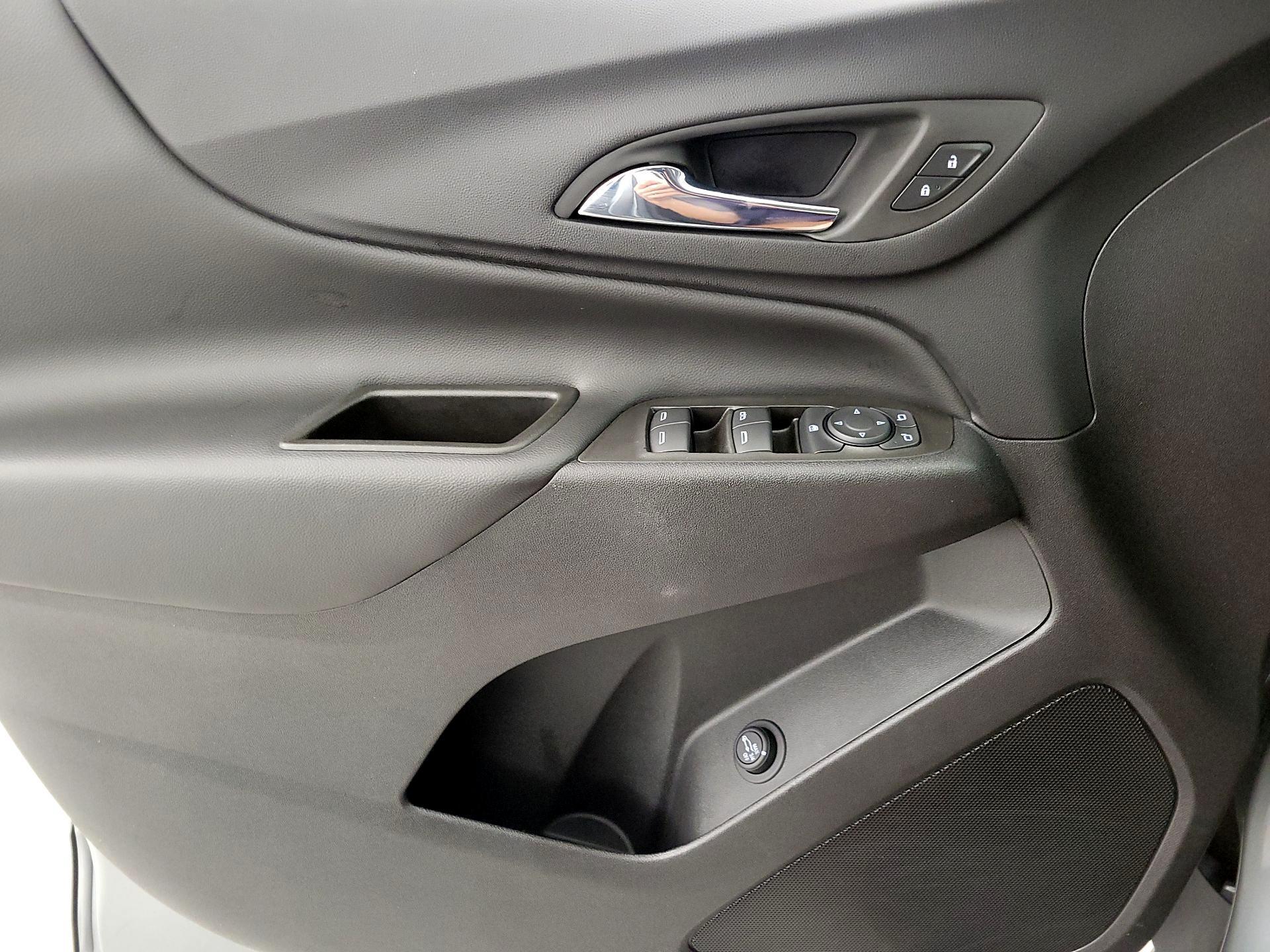 Thumbnail: 2023 Chevrolet Equinox - 12