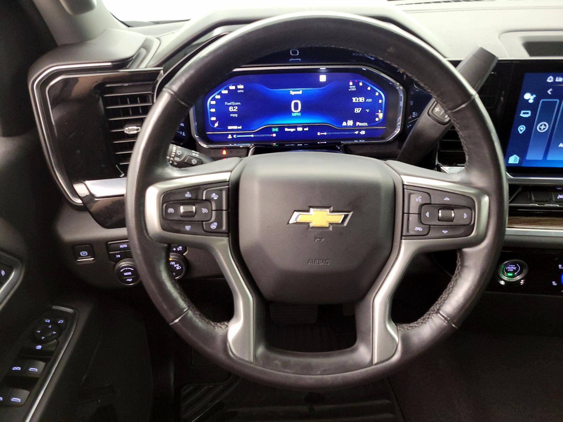 Thumbnail: 2022 Chevrolet Silverado 1500 - 10