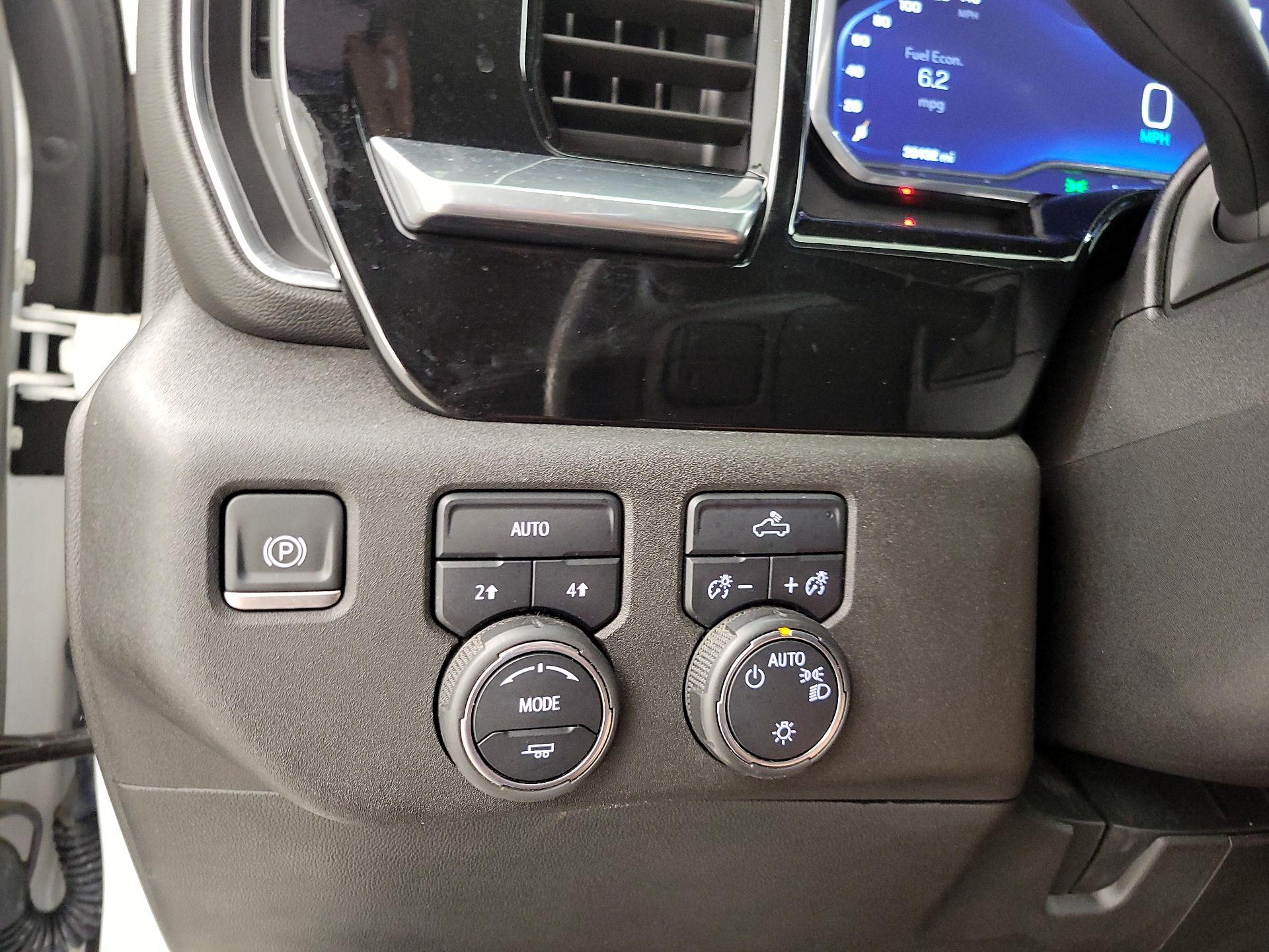 Thumbnail: 2022 Chevrolet Silverado 1500 - 13