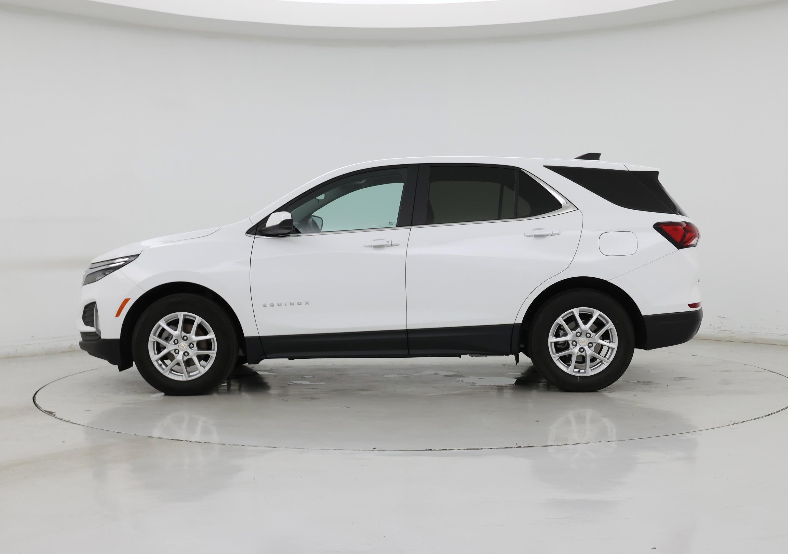 Thumbnail: 2023 Chevrolet Equinox - 3