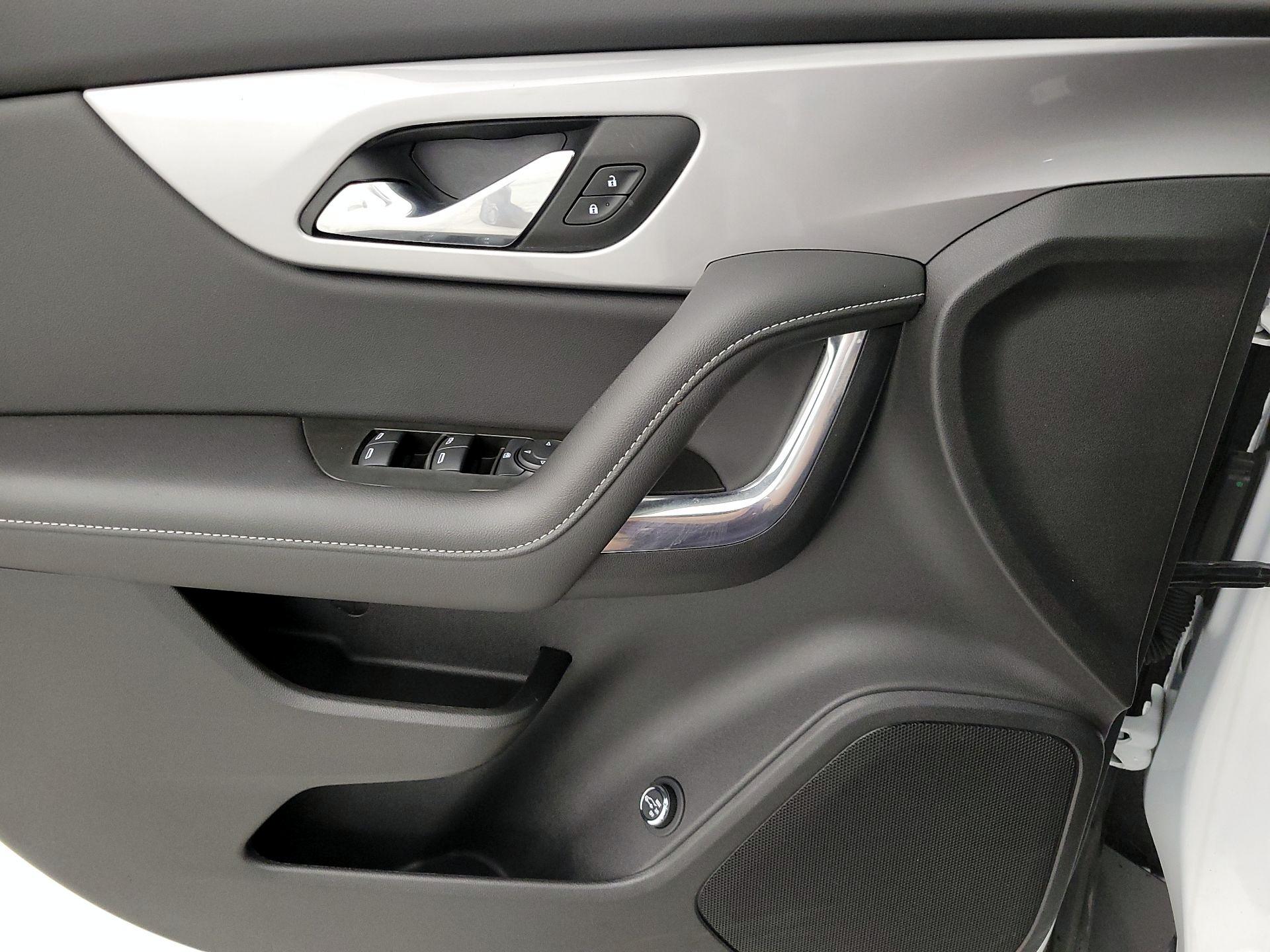 Thumbnail: 2023 Chevrolet Blazer - 12