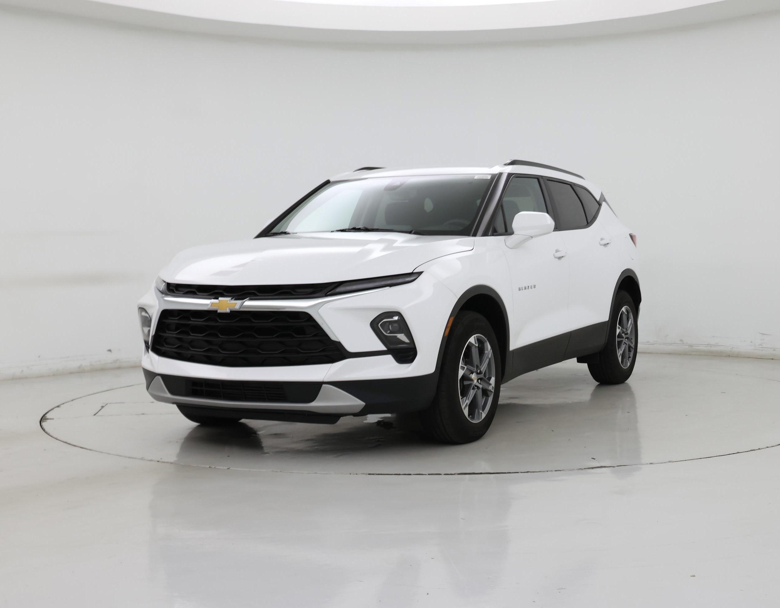 Thumbnail: 2023 Chevrolet Blazer - 4