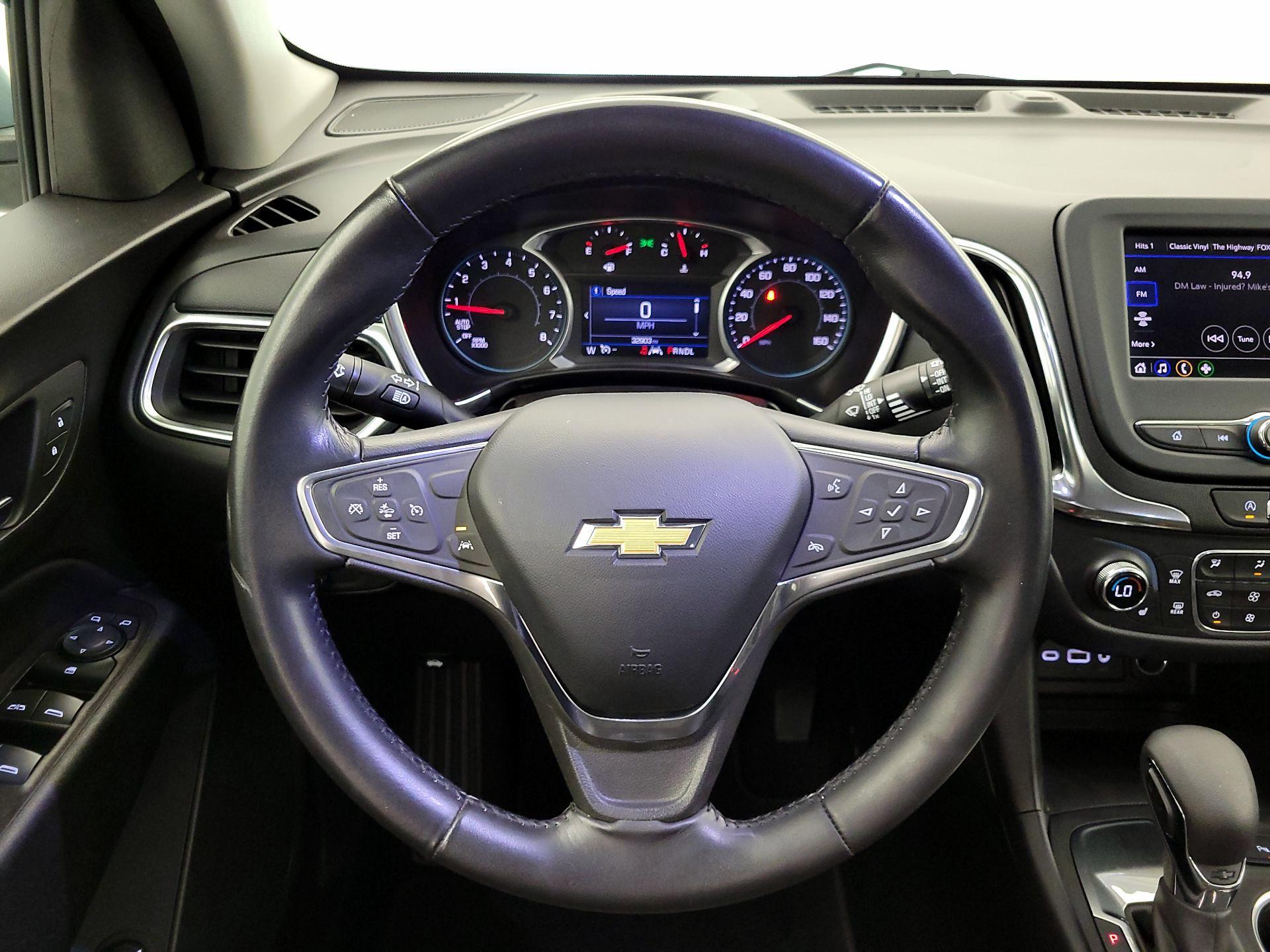 Thumbnail: 2022 Chevrolet Equinox - 10