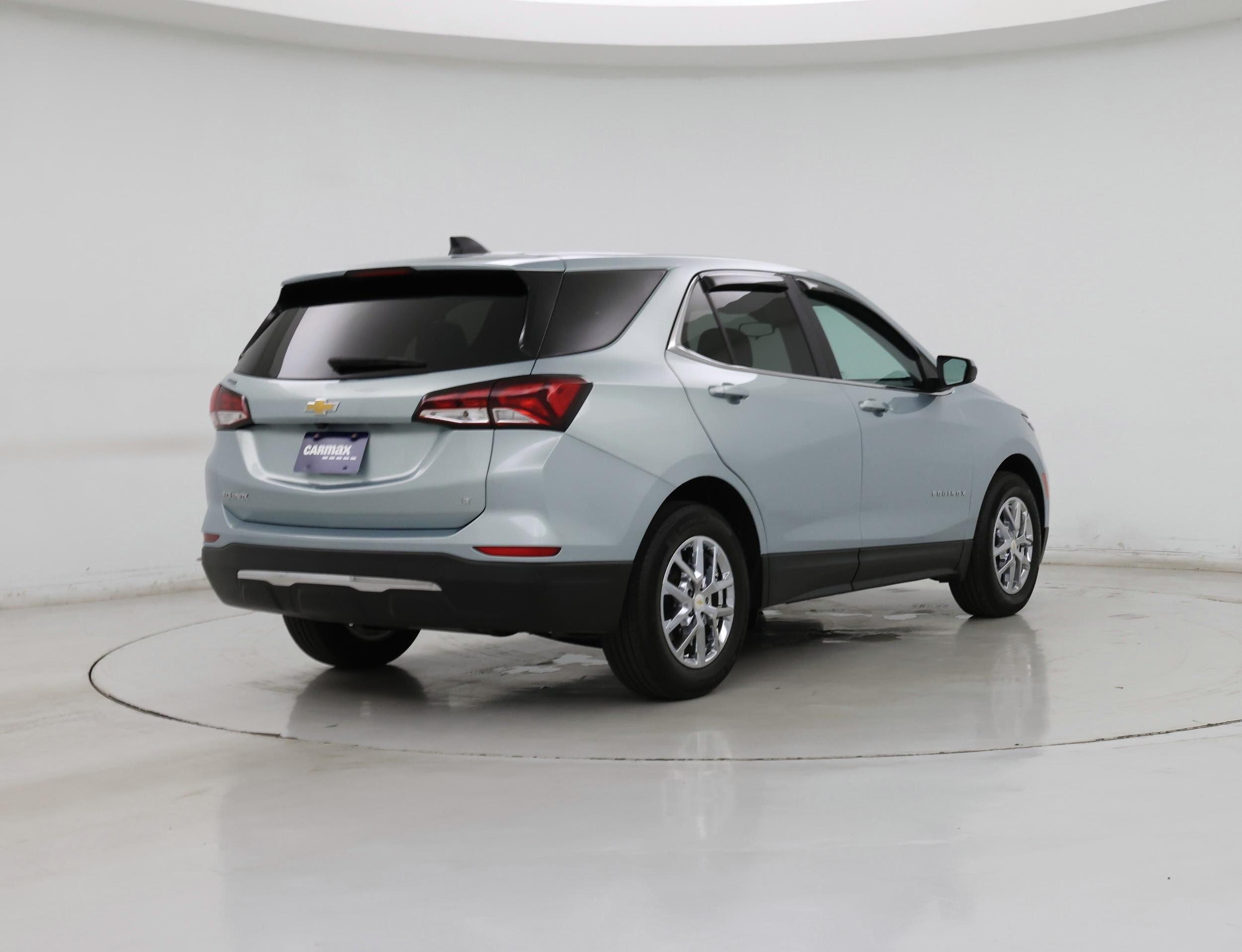 Thumbnail: 2022 Chevrolet Equinox - 8