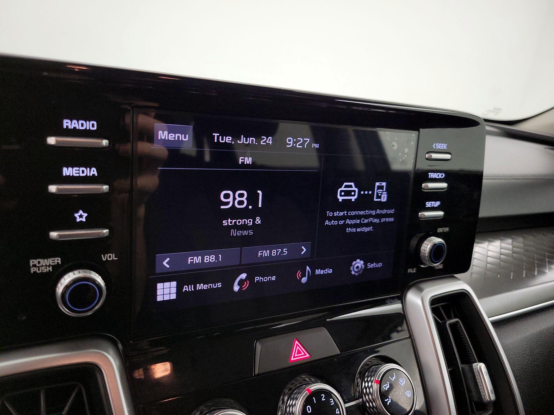Thumbnail: 2022 Kia Sorento - 15